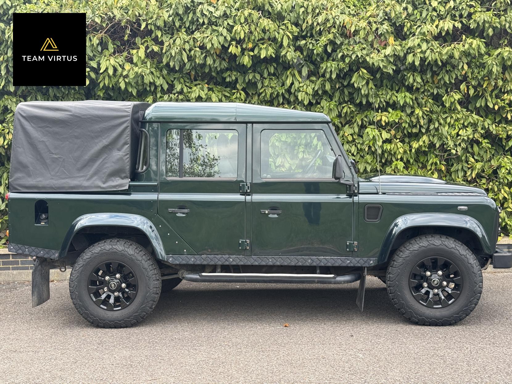 Land Rover Defender 110 2.2 TDCi XS Pickup Double Cab 4dr Diesel Manual 4WD MWB Euro 5 (122 ps)