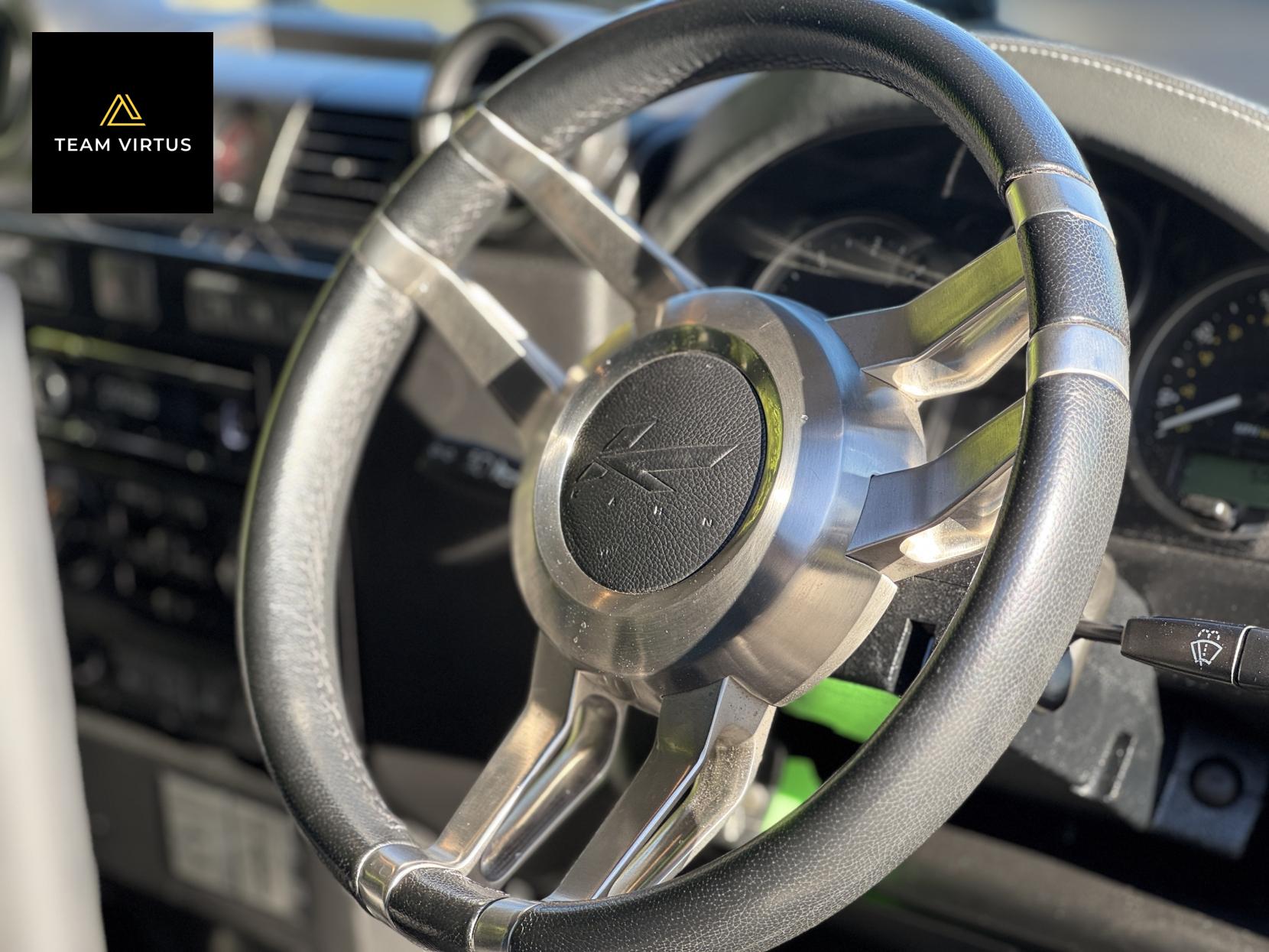 Land Rover Defender 90 2.4 TDCi XS Station Wagon 3dr Diesel Manual 4WD SWB Euro 4 (122 bhp)