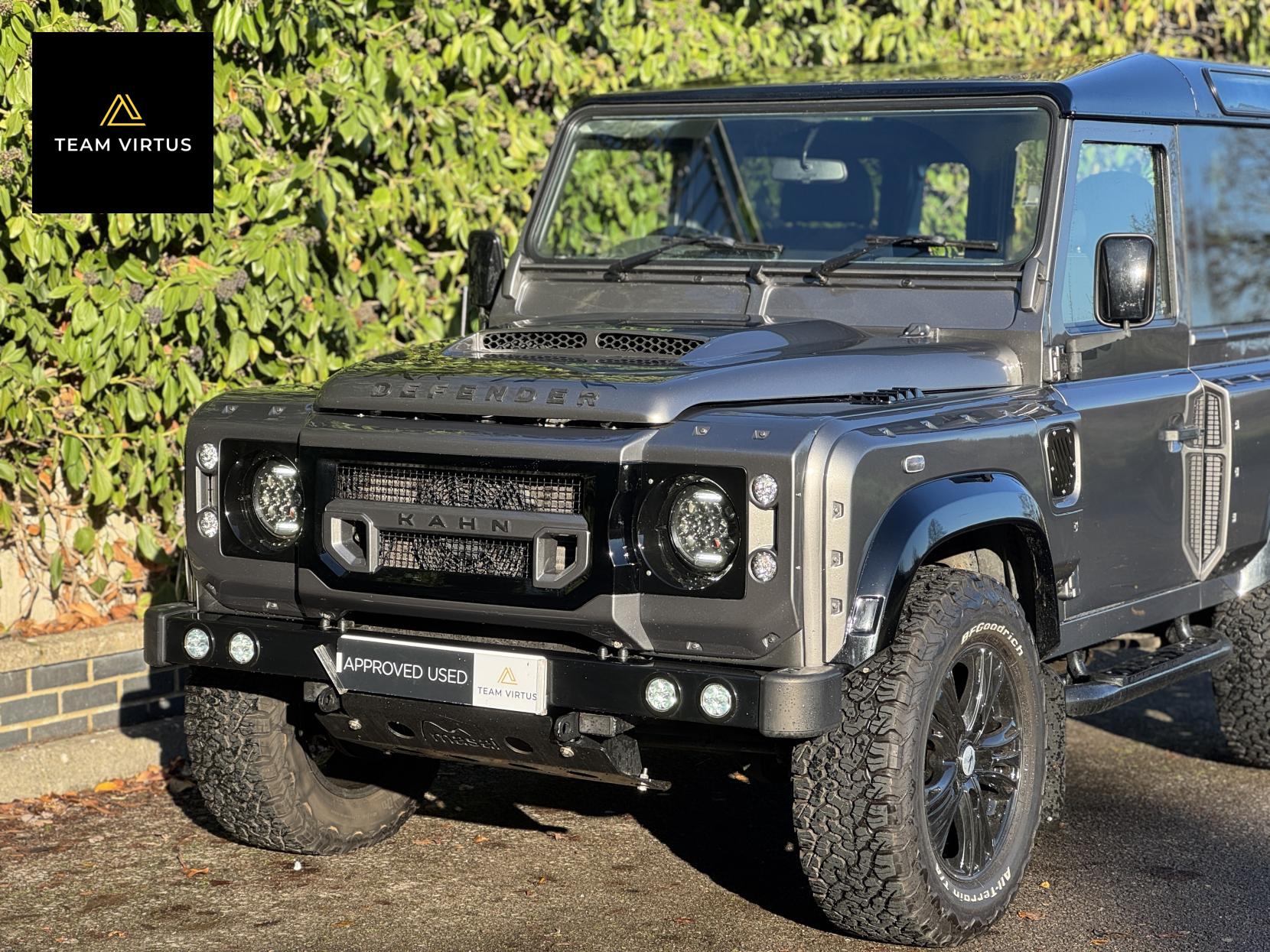 Land Rover Defender 90 2.4 TDCi XS Station Wagon 3dr Diesel Manual 4WD SWB Euro 4 (122 bhp)