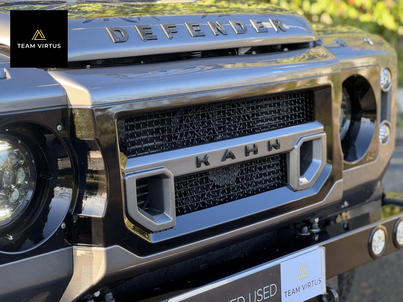 Land Rover Defender 90 2.4 TDCi XS Station Wagon 3dr Diesel Manual 4WD SWB Euro 4 (122 bhp)