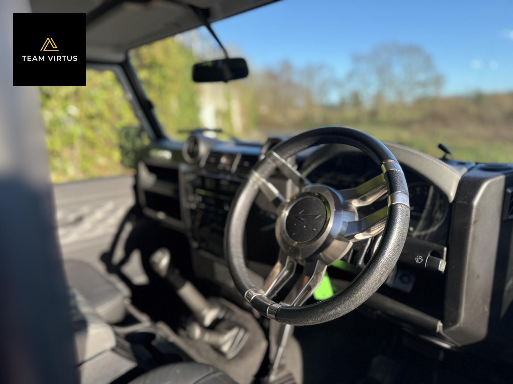 Land Rover Defender 90 2.4 TDCi XS Station Wagon 3dr Diesel Manual 4WD SWB Euro 4 (122 bhp)