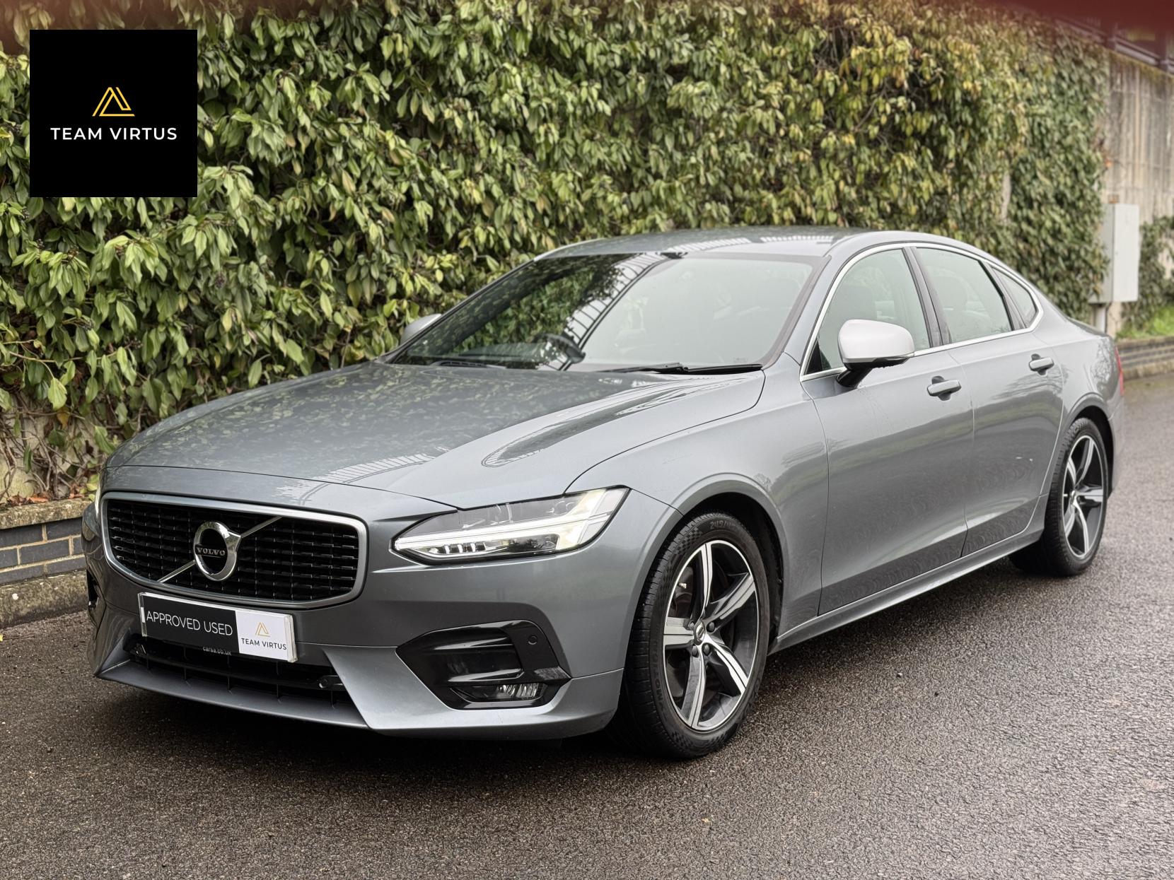 Volvo S90 2.0 T4 R-Design Plus Saloon 4dr Petrol Auto Euro 6 (s/s) (190 ps)