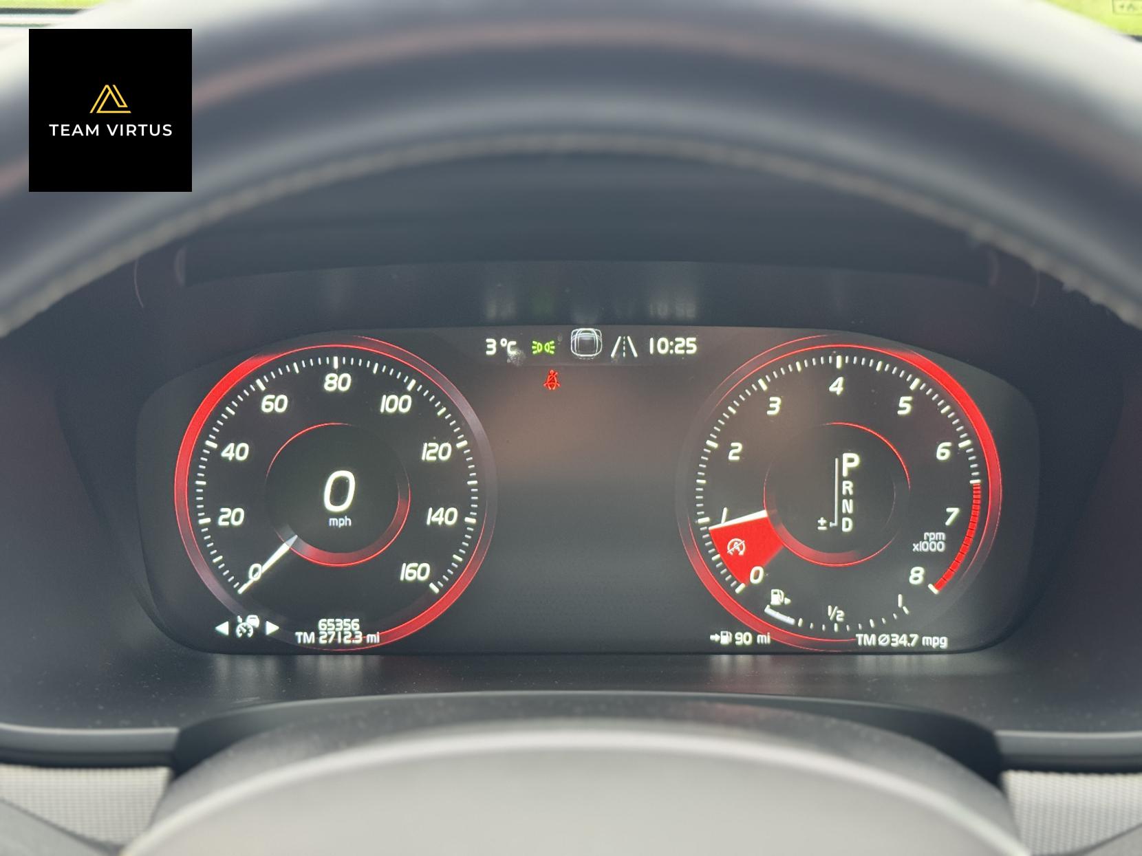 Volvo S90 2.0 T4 R-Design Plus Saloon 4dr Petrol Auto Euro 6 (s/s) (190 ps)