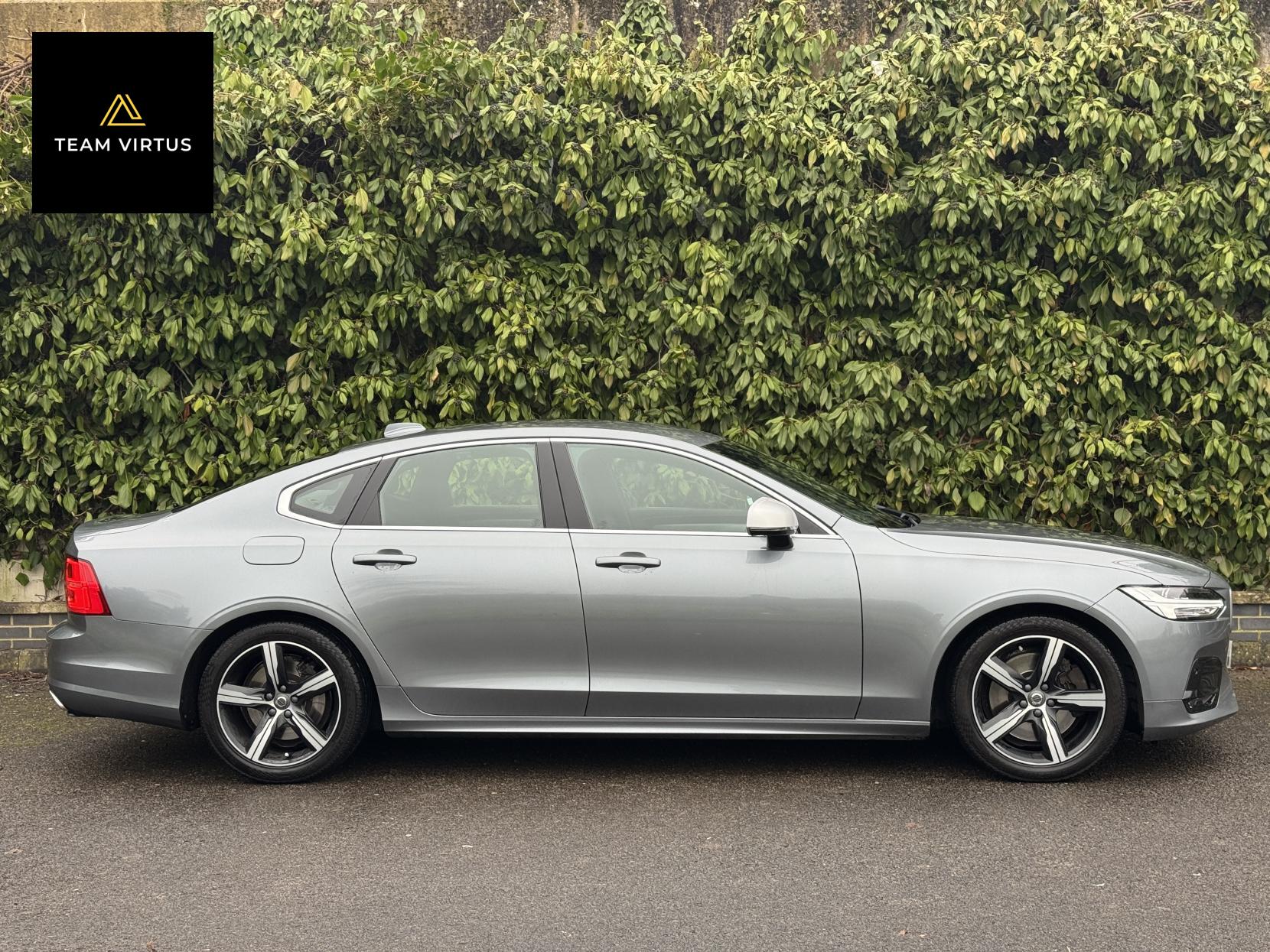 Volvo S90 2.0 T4 R-Design Plus Saloon 4dr Petrol Auto Euro 6 (s/s) (190 ps)