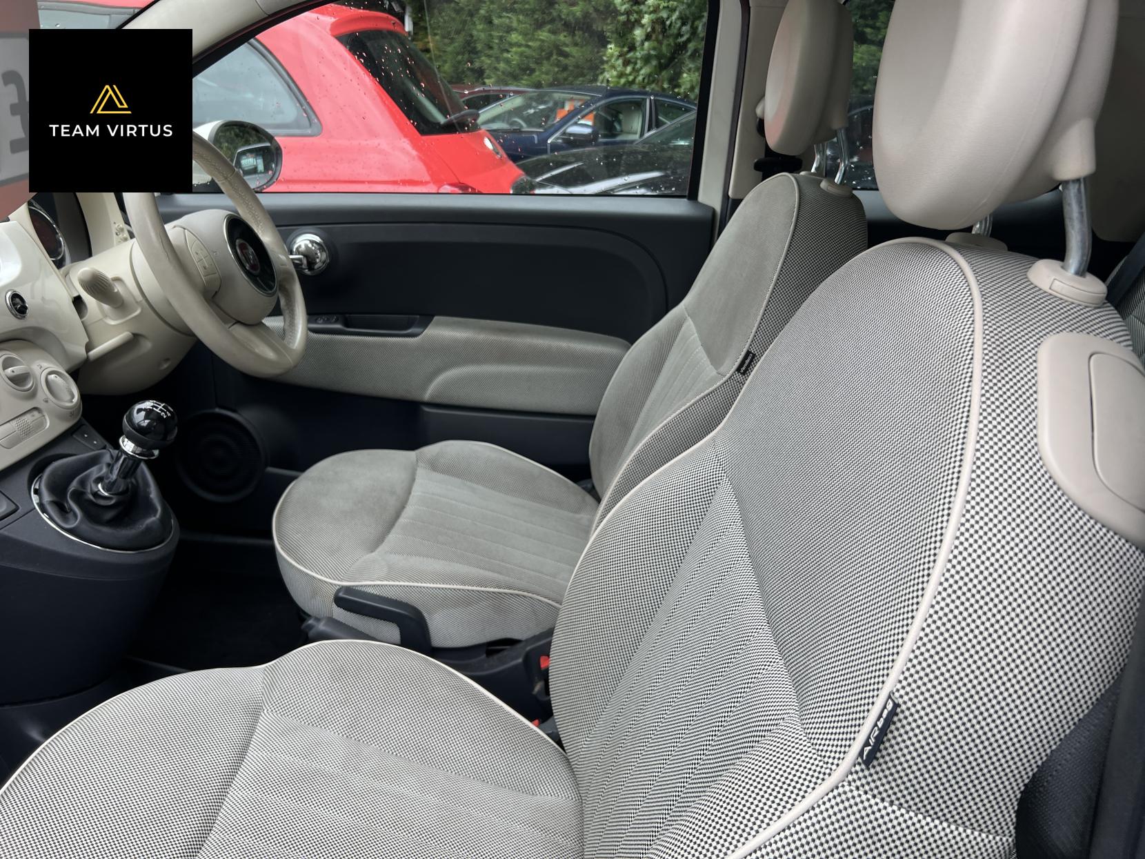 Fiat 500 1.2 Lounge Hatchback 3dr Petrol Manual Euro 5 (s/s) (69 bhp)