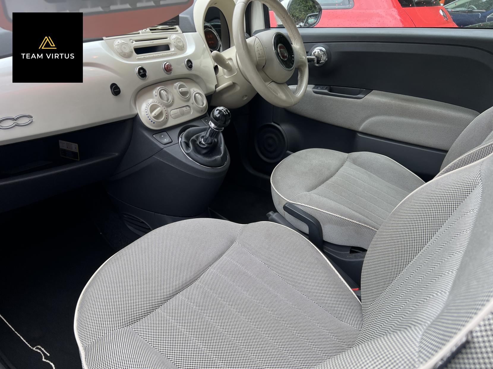 Fiat 500 1.2 Lounge Hatchback 3dr Petrol Manual Euro 5 (s/s) (69 bhp)