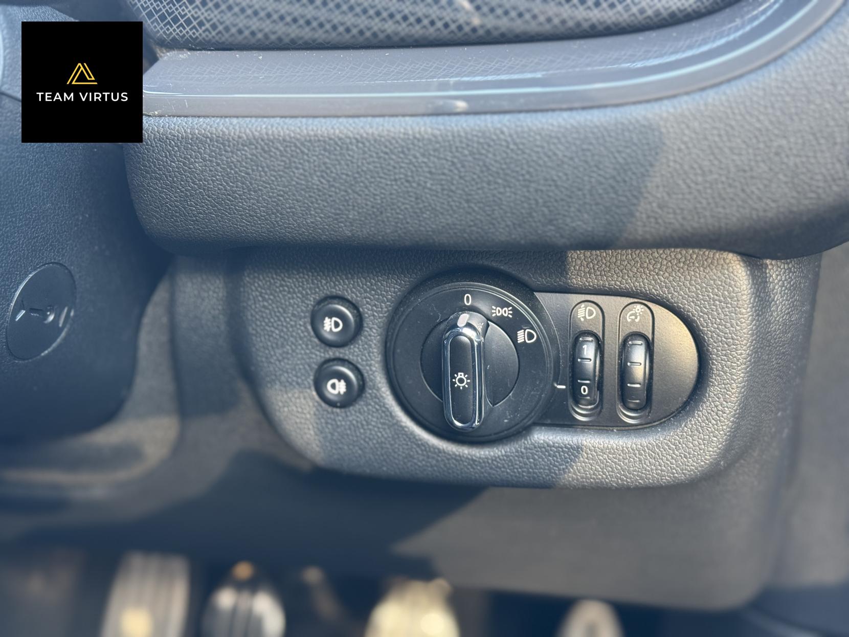 MINI Clubman 2.0 Cooper S Sport Estate 6dr Petrol Manual Euro 6 (s/s) (192 ps)