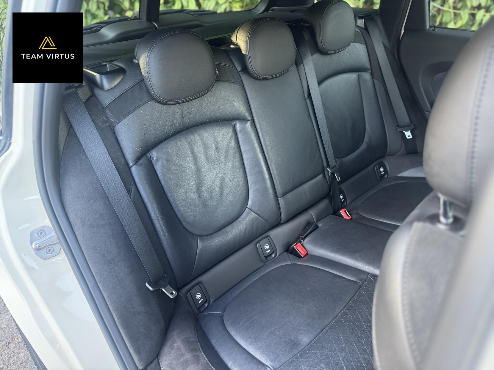 MINI Clubman 2.0 Cooper S Sport Estate 6dr Petrol Manual Euro 6 (s/s) (192 ps)