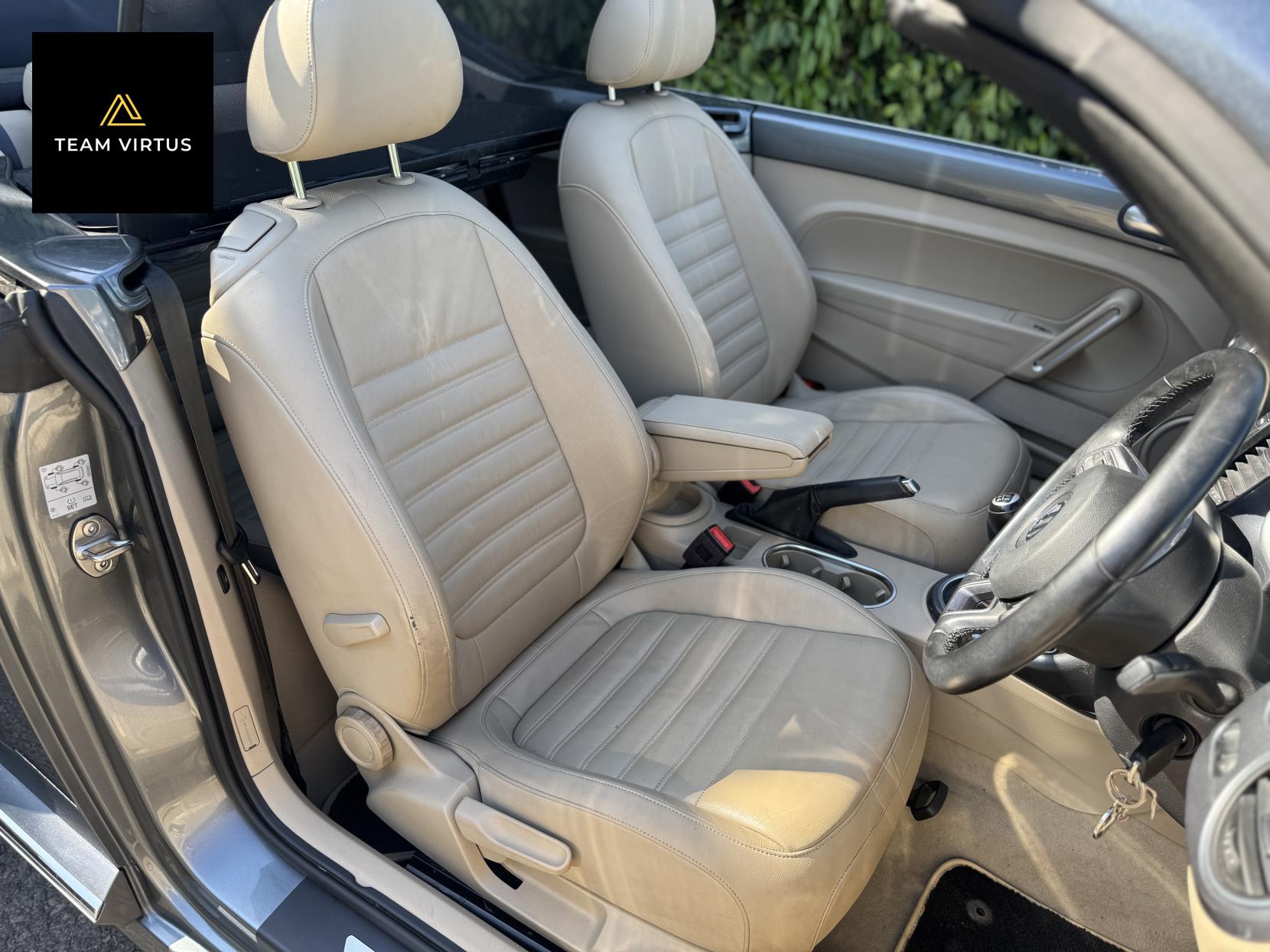 Volkswagen Beetle 1.4 TSI BlueMotion Tech Design Cabriolet 2dr Petrol Manual Euro 6 (s/s) (150 ps)