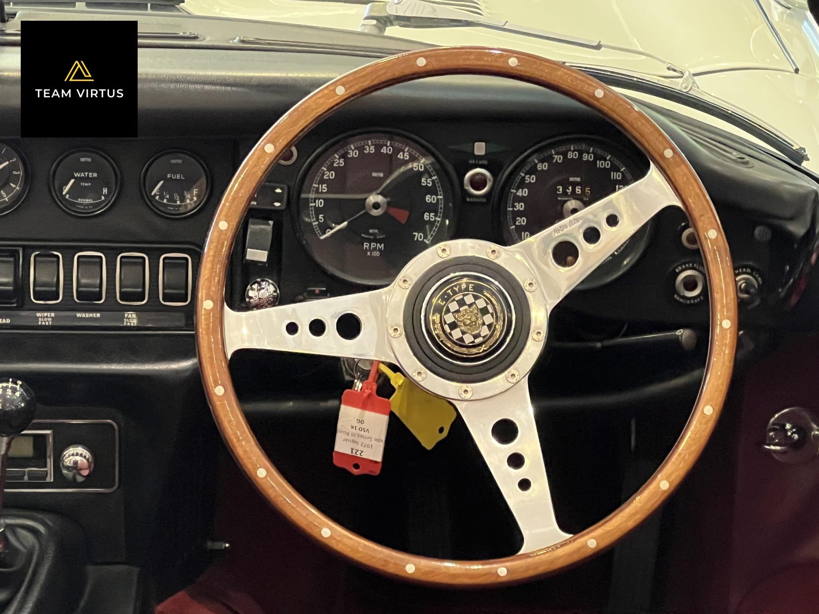 Jaguar E-Type 5.3 Series III
