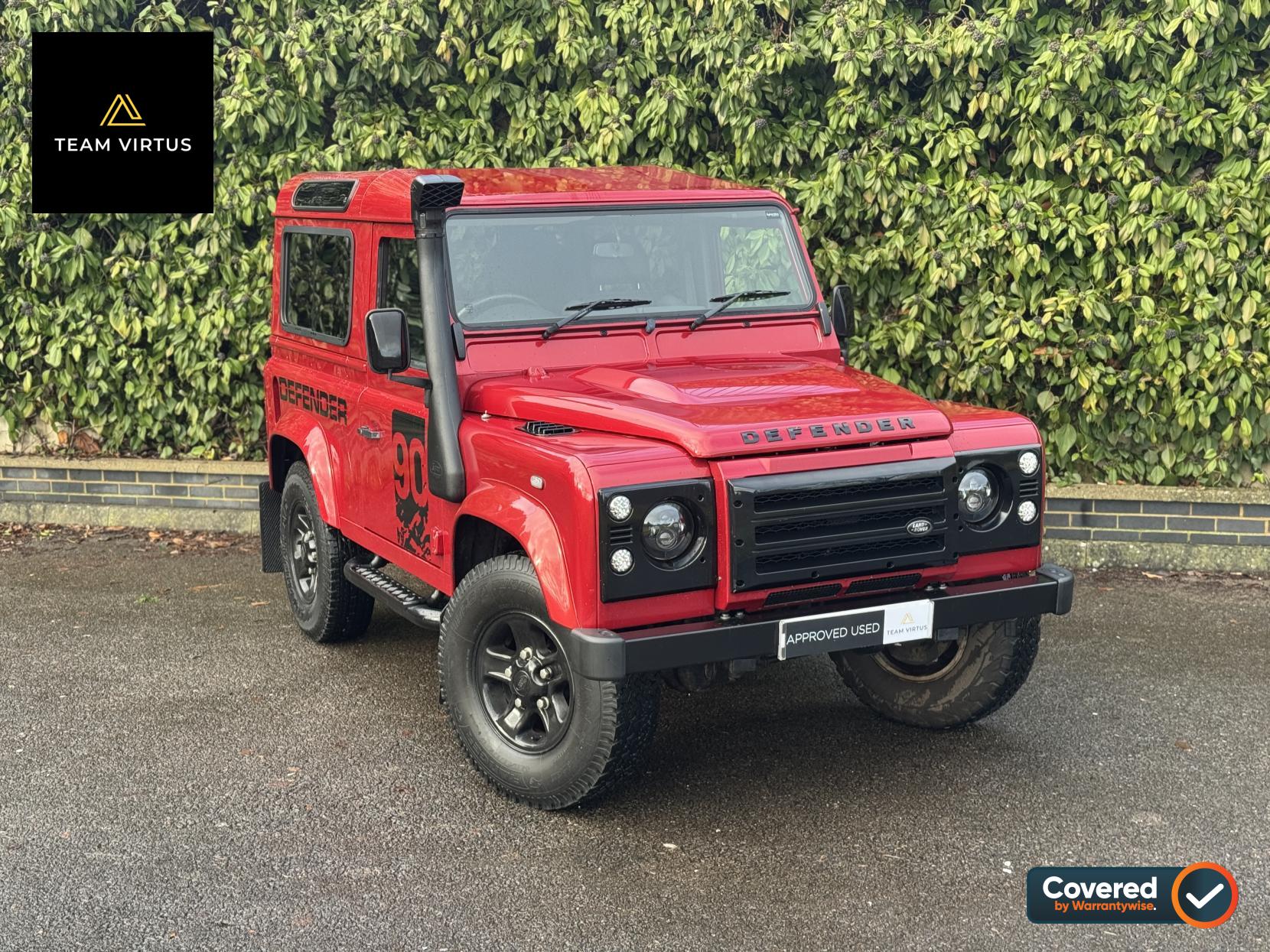 Land Rover Defender 90 2.2 TDCi XS Station Wagon Double Cab 3dr Diesel Manual 4WD SWB Euro 5 (122 ps)