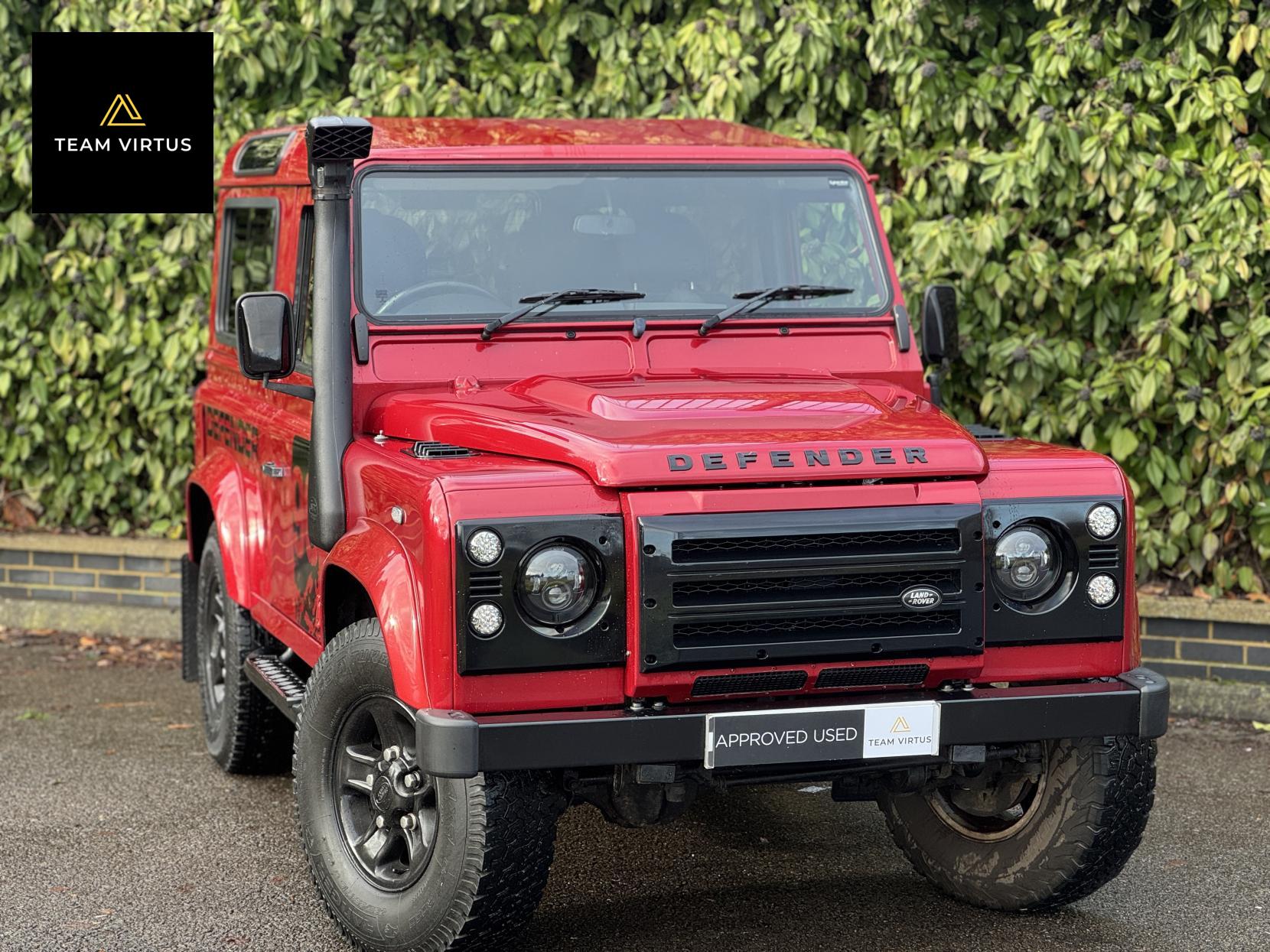 Land Rover Defender 90 2.2 TDCi XS Station Wagon Double Cab 3dr Diesel Manual 4WD SWB Euro 5 (122 ps)