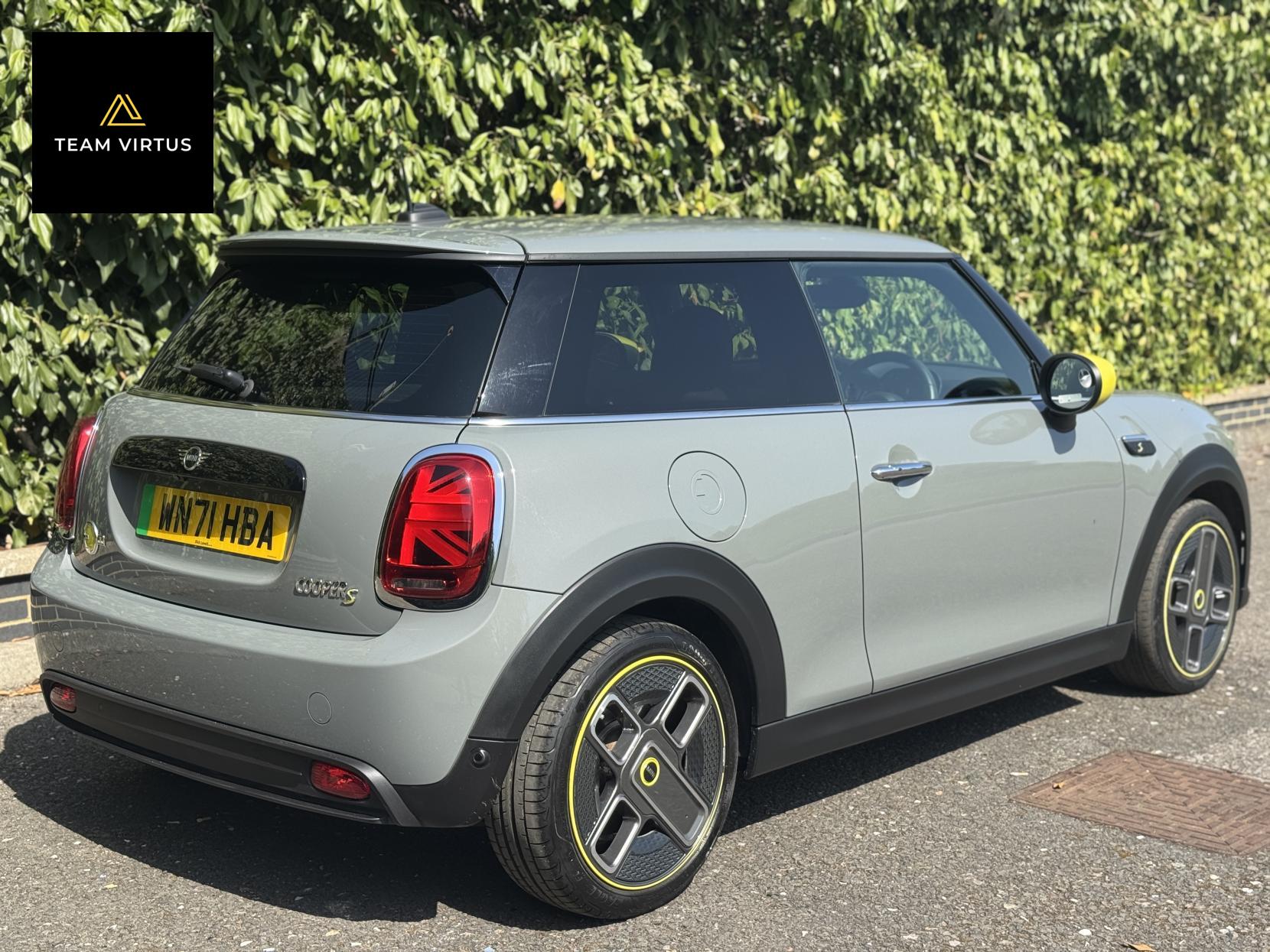 MINI Electric Hatch Cooper SE 32.6kWh Level 2 Hatchback 3dr Electric Auto (184 ps)