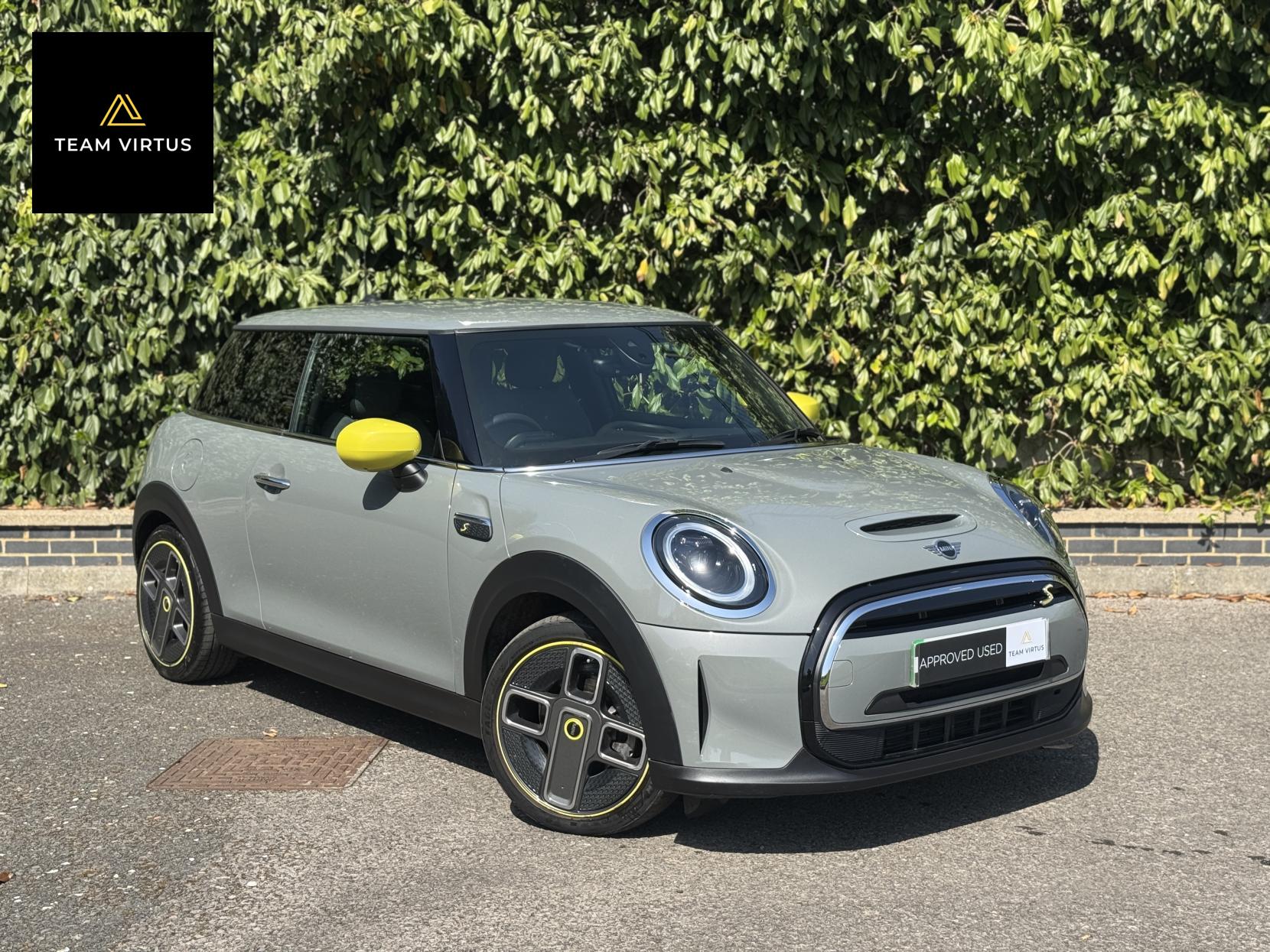 MINI Electric Hatch Cooper SE 32.6kWh Level 2 Hatchback 3dr Electric Auto (184 ps)