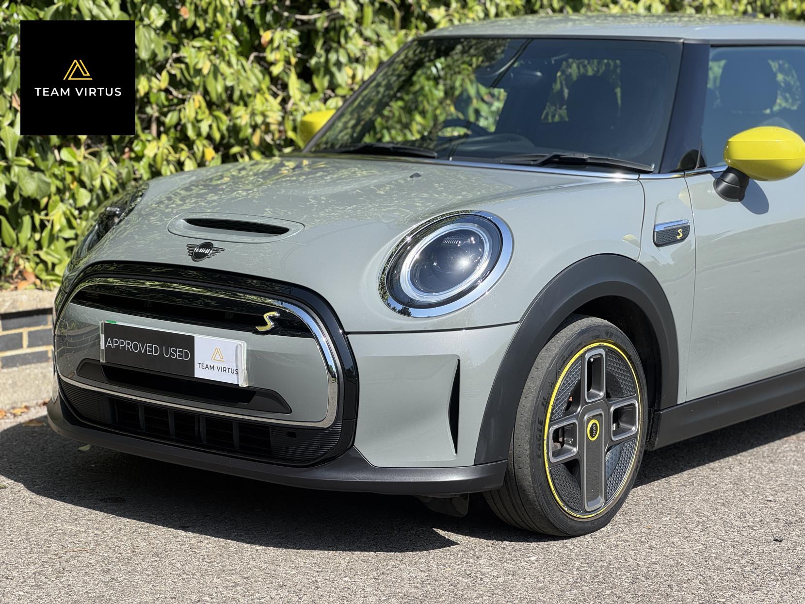 MINI Electric Hatch Cooper SE 32.6kWh Level 2 Hatchback 3dr Electric Auto (184 ps)