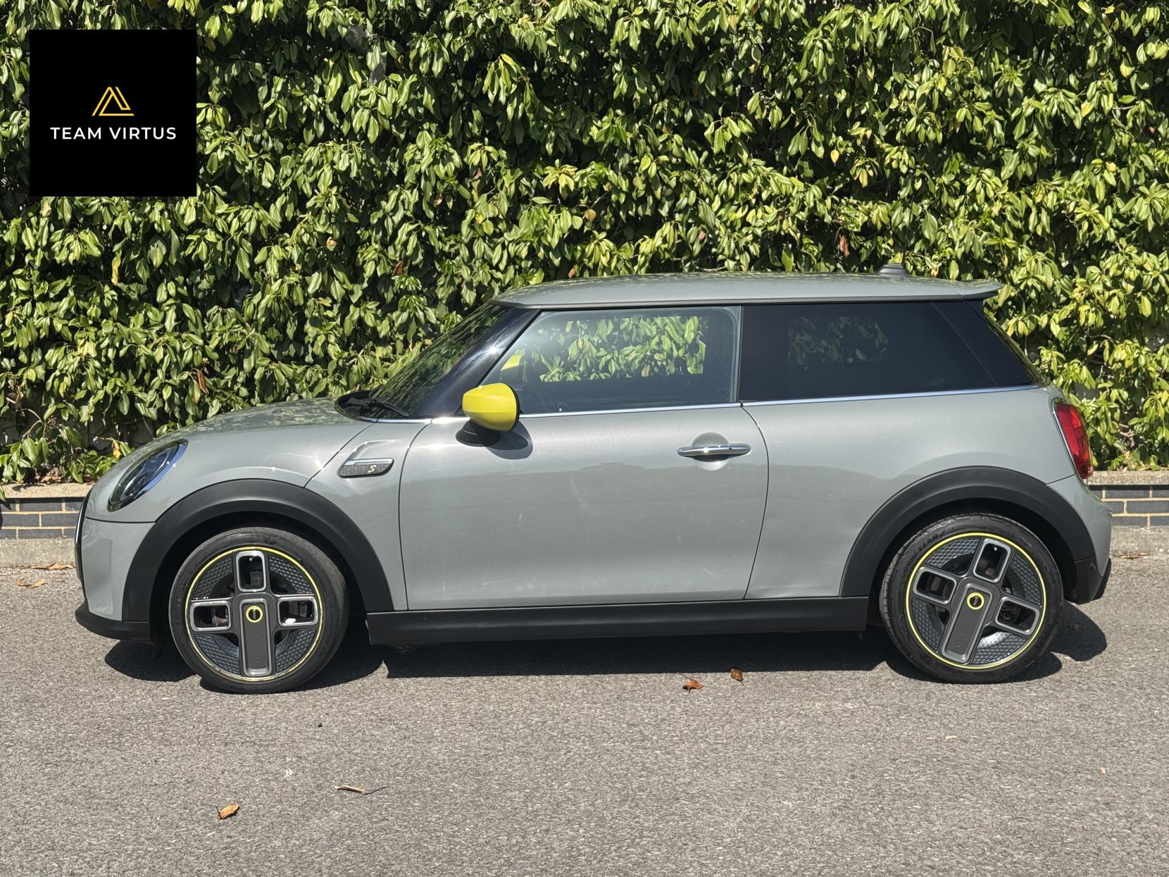 MINI Electric Hatch Cooper SE 32.6kWh Level 2 Hatchback 3dr Electric Auto (184 ps)