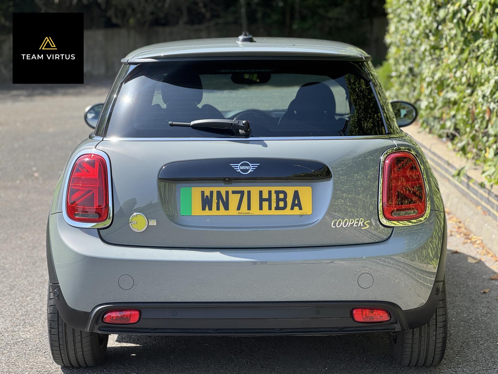 MINI Electric Hatch Cooper SE 32.6kWh Level 2 Hatchback 3dr Electric Auto (184 ps)