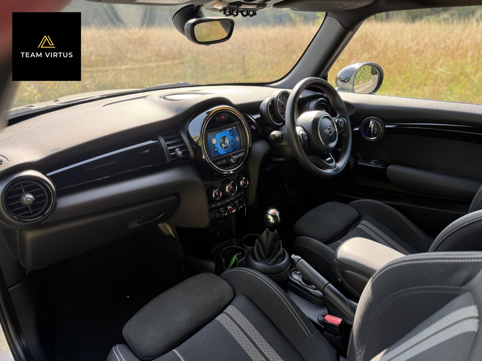 MINI Hatch 2.0 Cooper S Sport Hatchback 3dr Petrol Manual Euro 6 (s/s) (192 ps)