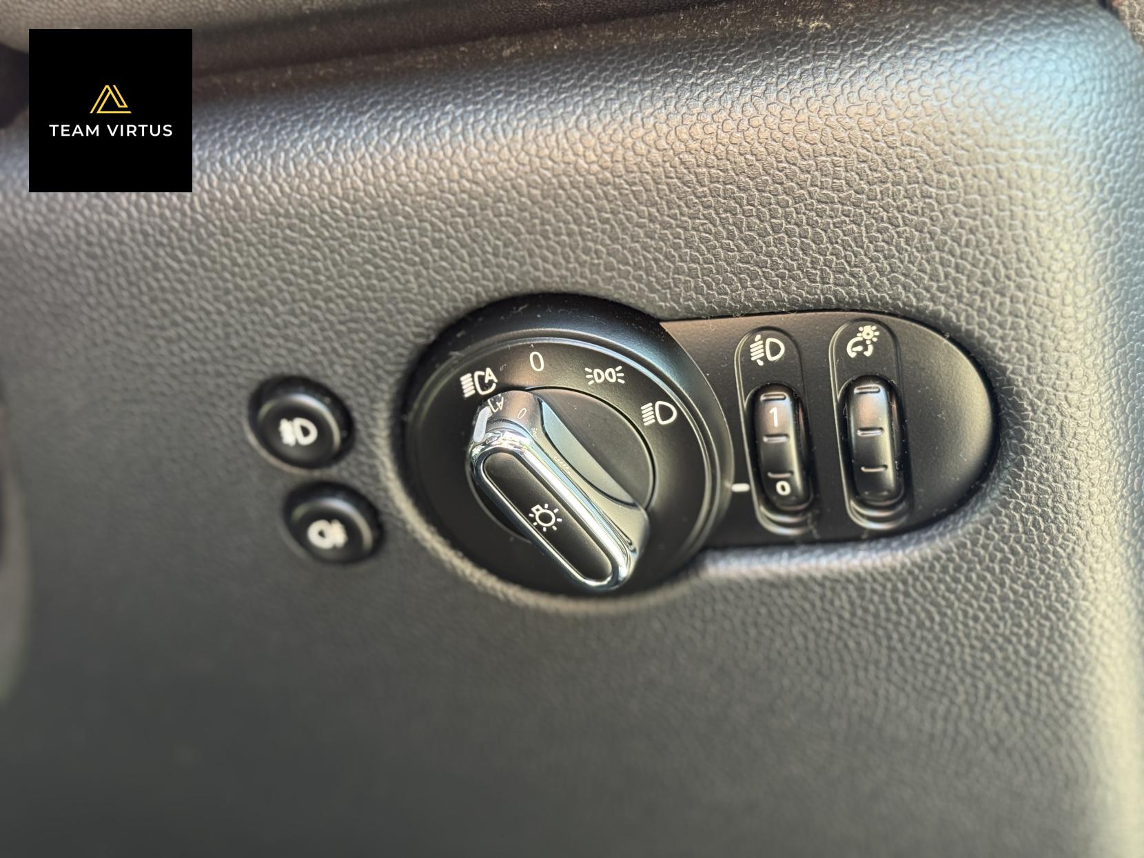 MINI Hatch 2.0 Cooper S Sport Hatchback 3dr Petrol Manual Euro 6 (s/s) (192 ps)