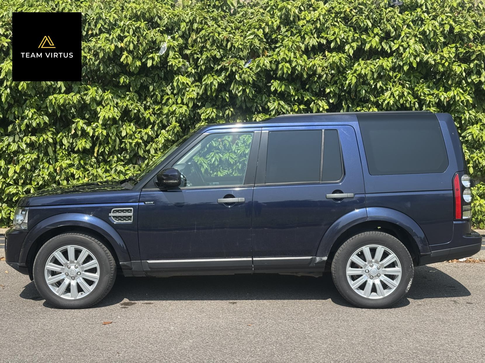 Land Rover Discovery 4 3.0 SD V6 SE SUV 5dr Diesel Auto 4WD (213 g/km, 255 bhp)