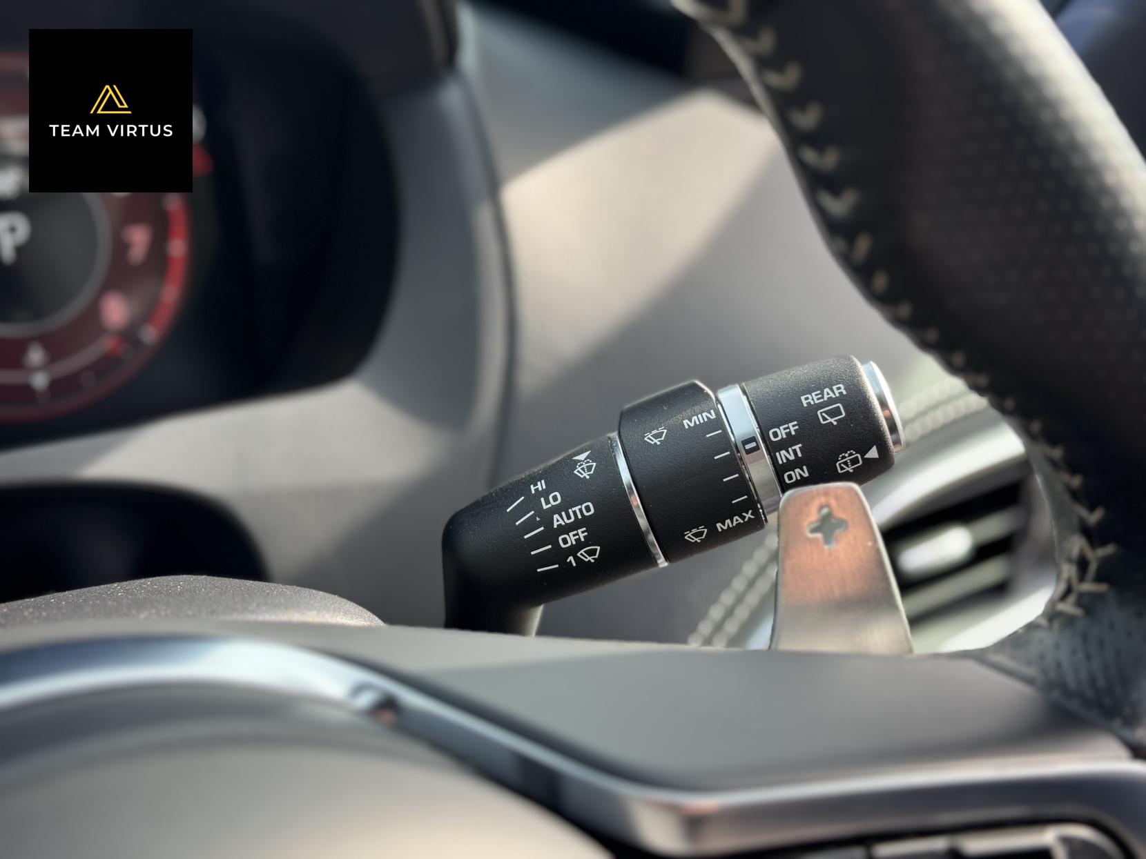 Jaguar F-PACE 5.0 V8 SVR SUV 5dr Petrol Quickshift AWD Euro 6 (s/s) (550 ps)