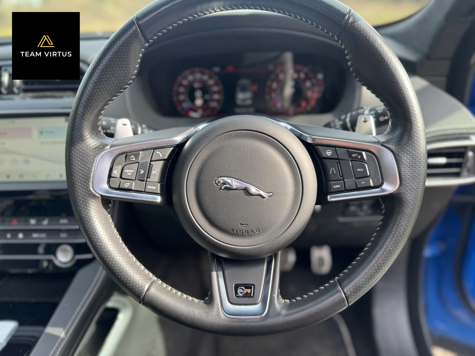 Jaguar F-PACE 5.0 V8 SVR SUV 5dr Petrol Quickshift AWD Euro 6 (s/s) (550 ps)