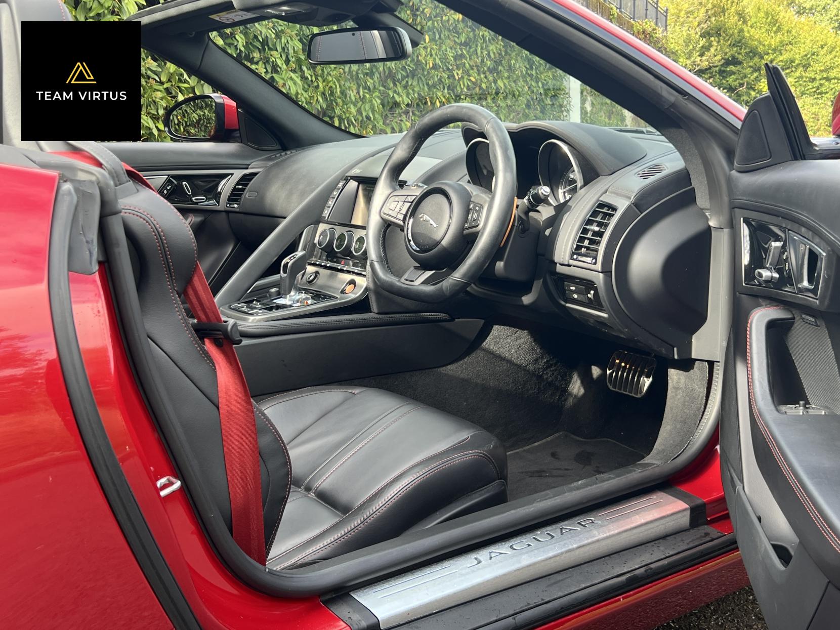 Jaguar F-Type 3.0 V6 S Convertible 2dr Petrol Auto Euro 5 (s/s) (380 ps)