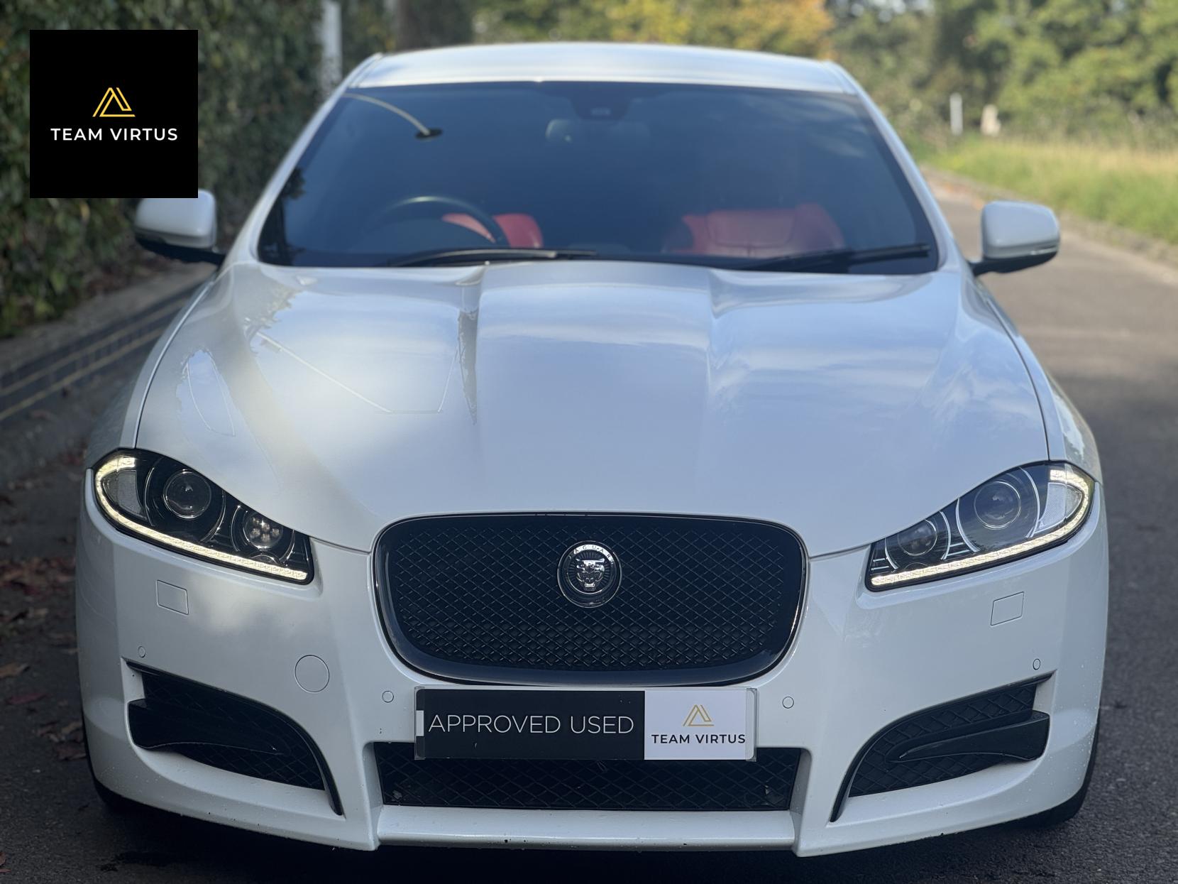 Jaguar XF 3.0d S V6 Portfolio Saloon 4dr Diesel Auto Euro 5 (275 ps)