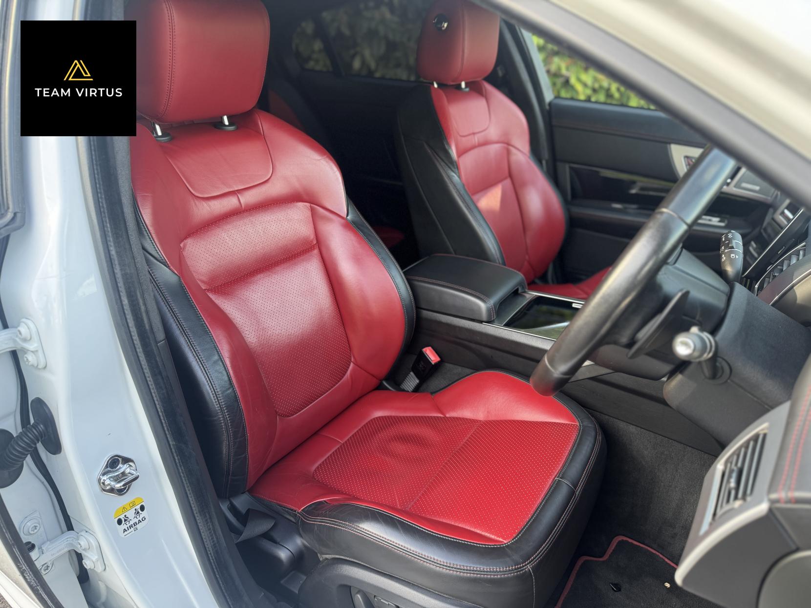 Jaguar XF 3.0d S V6 Portfolio Saloon 4dr Diesel Auto Euro 5 (275 ps)