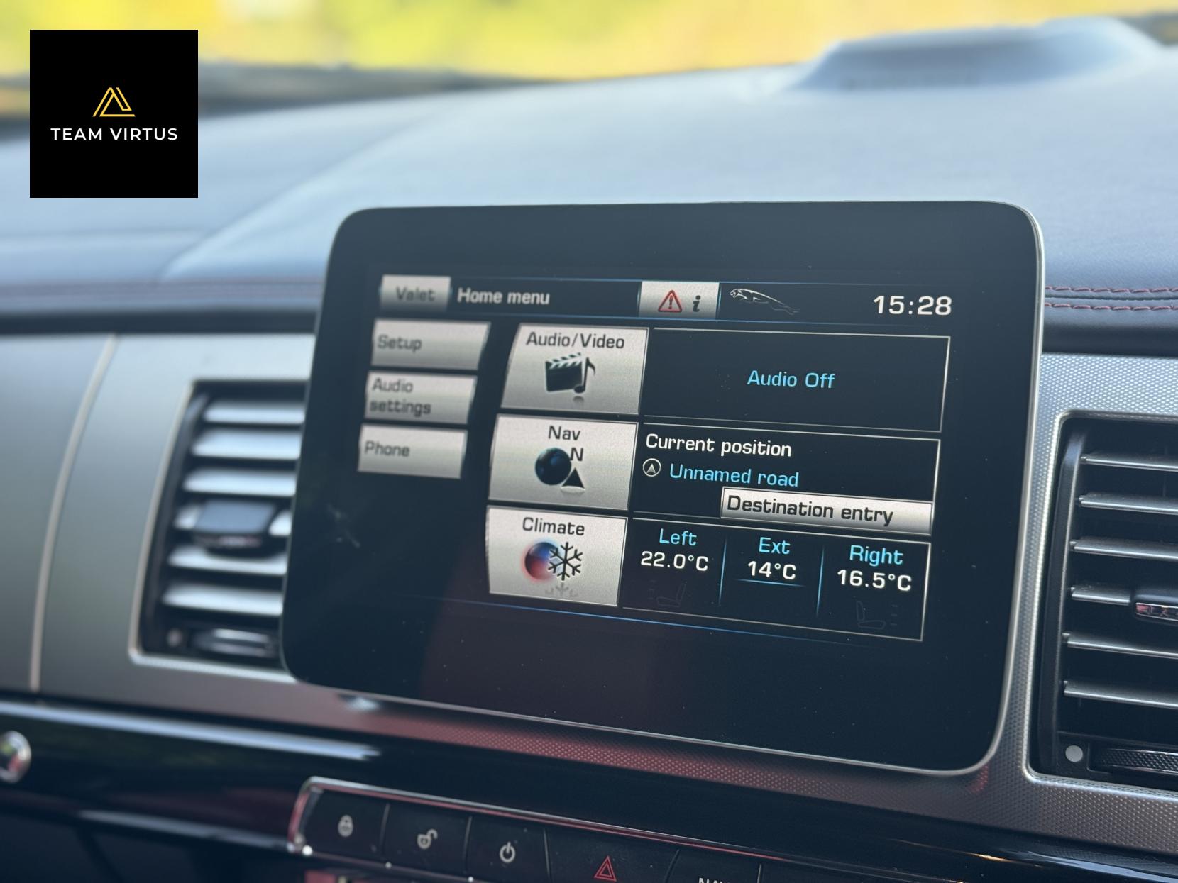 Jaguar XF 3.0d S V6 Portfolio Saloon 4dr Diesel Auto Euro 5 (275 ps)