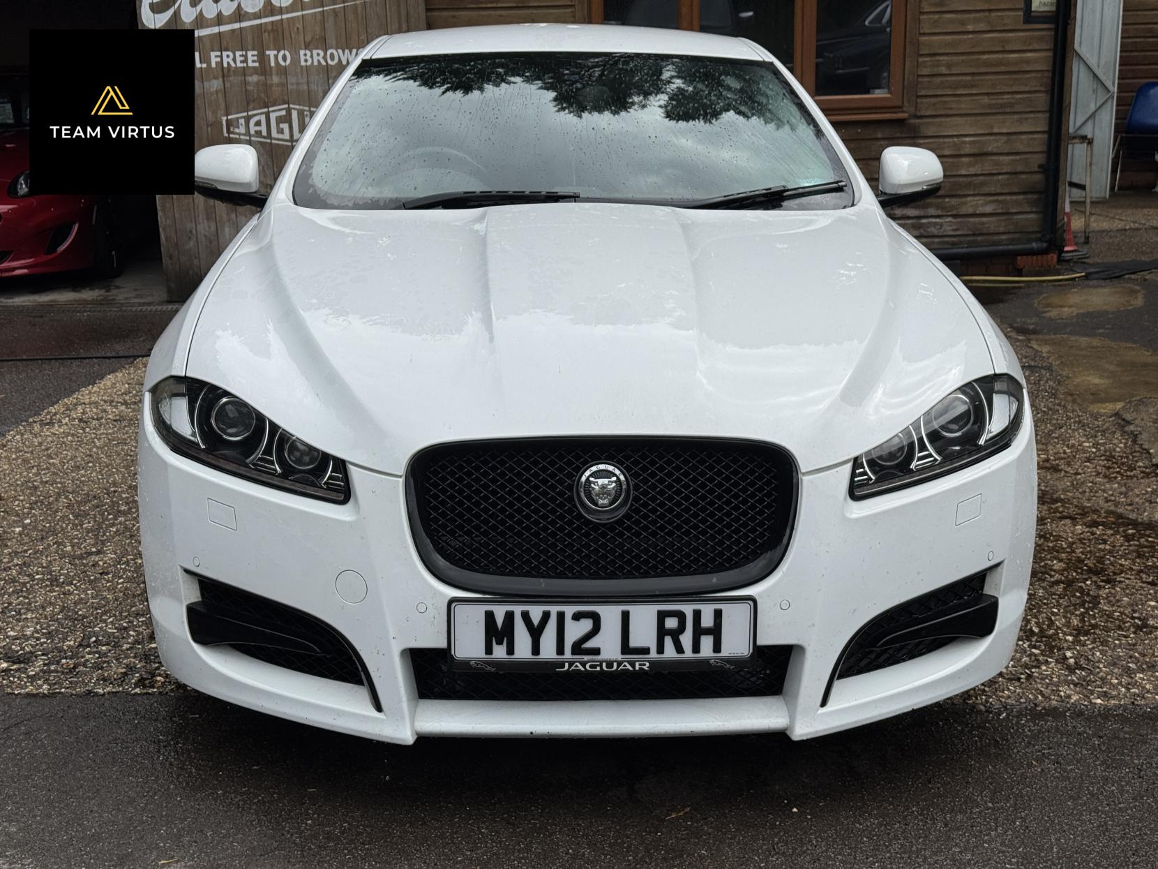 Jaguar XF 3.0d S V6 Portfolio Saloon 4dr Diesel Auto Euro 5 (275 ps)