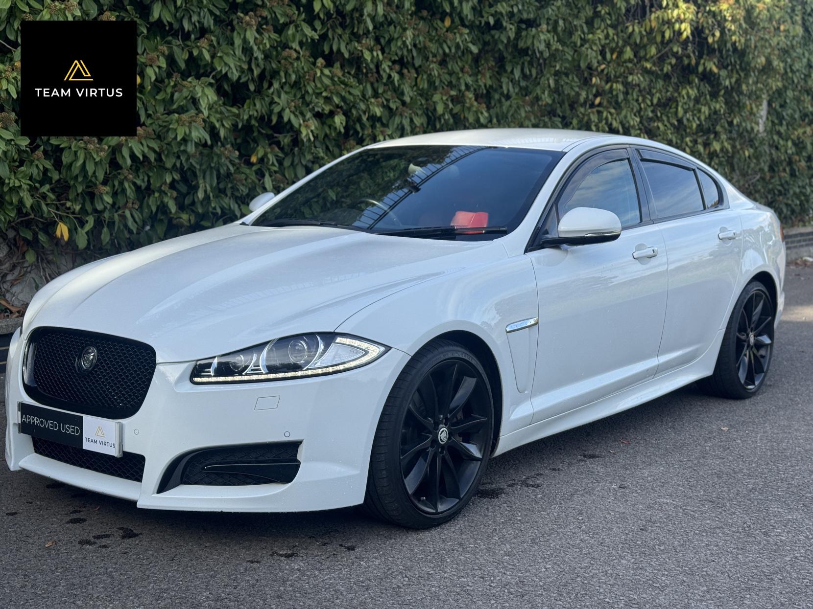 Jaguar XF 3.0d S V6 Portfolio Saloon 4dr Diesel Auto Euro 5 (275 ps)