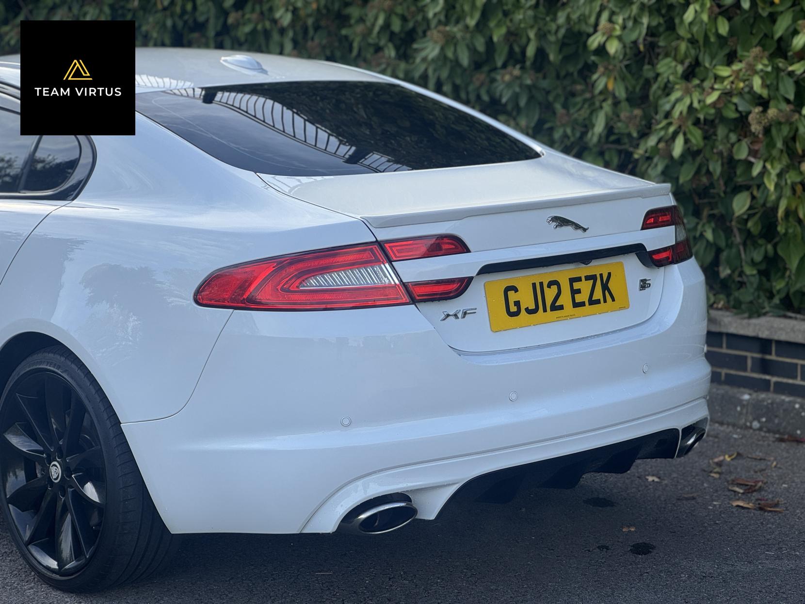 Jaguar XF 3.0d S V6 Portfolio Saloon 4dr Diesel Auto Euro 5 (275 ps)