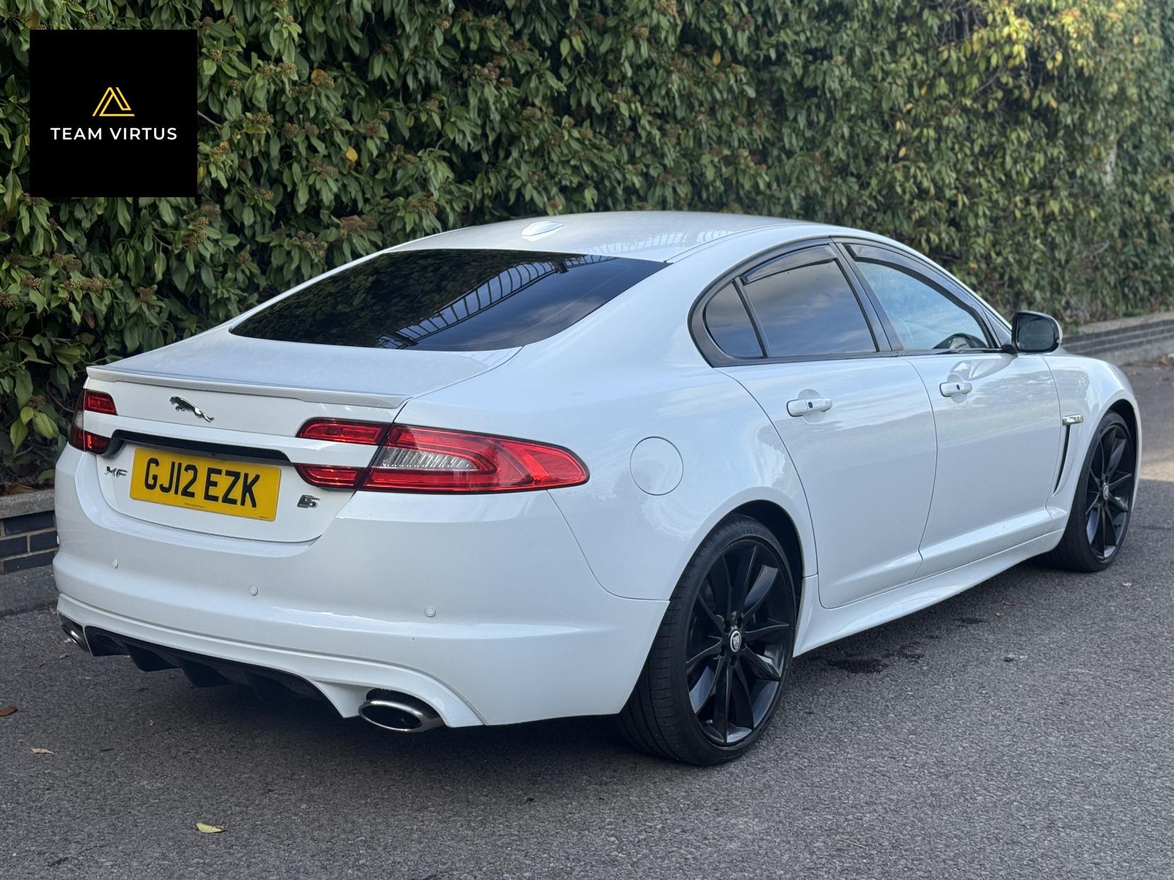 Jaguar XF 3.0d S V6 Portfolio Saloon 4dr Diesel Auto Euro 5 (275 ps)