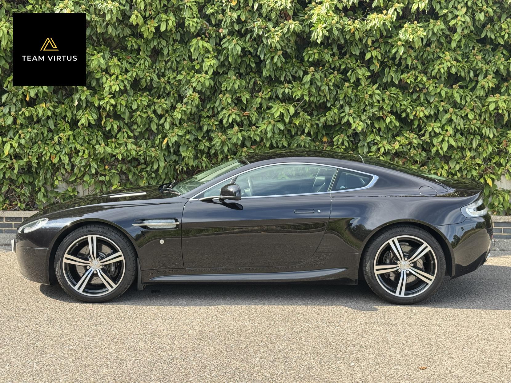 Aston Martin Vantage 4.7 V8 Coupe 2dr Petrol Manual Euro 4 (420 bhp)