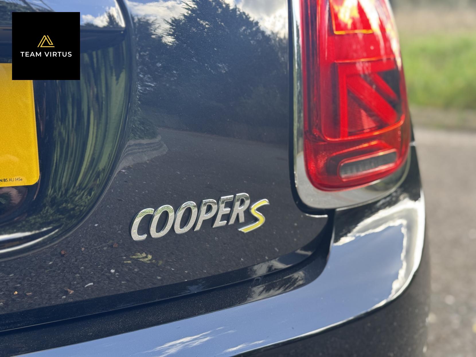 MINI Electric Hatch Cooper SE 32.6kWh Level 2 Hatchback 3dr Electric Auto (184 ps)