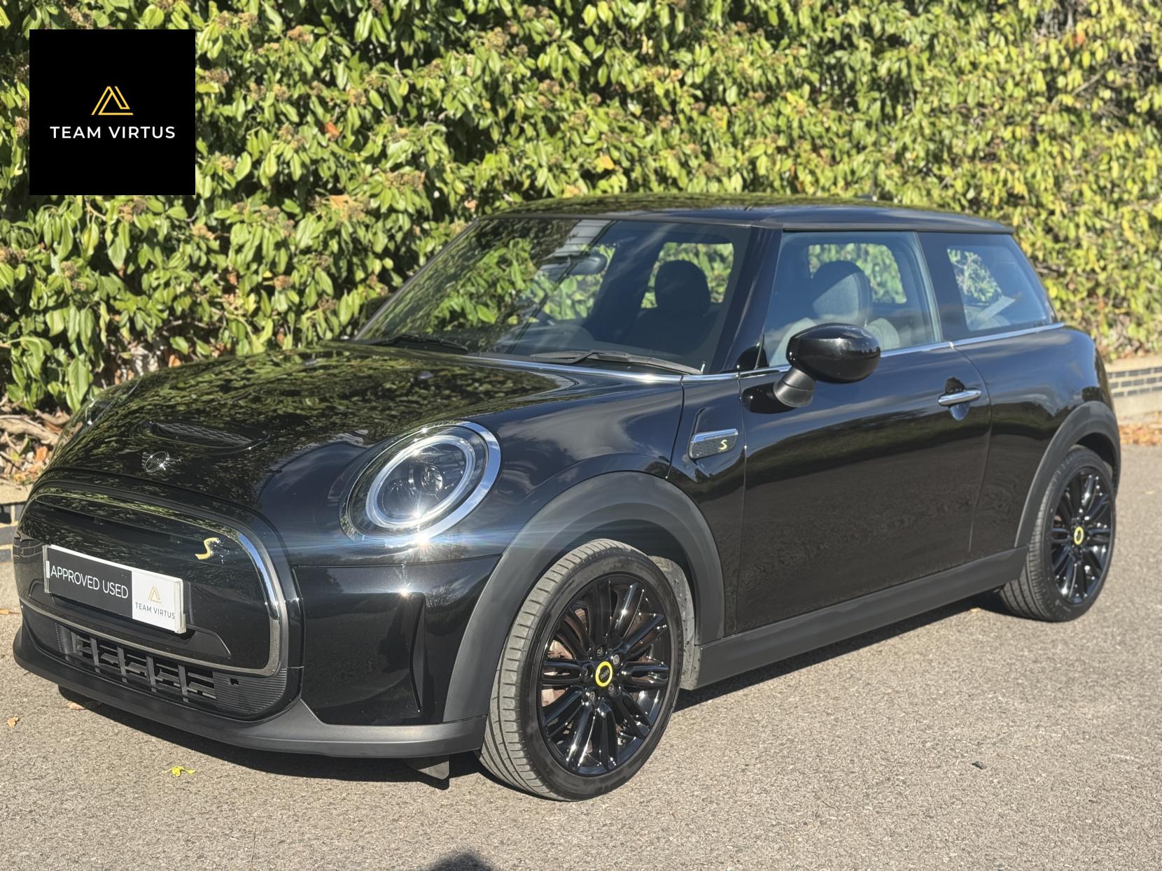 MINI Electric Hatch Cooper SE 32.6kWh Level 2 Hatchback 3dr Electric Auto (184 ps)