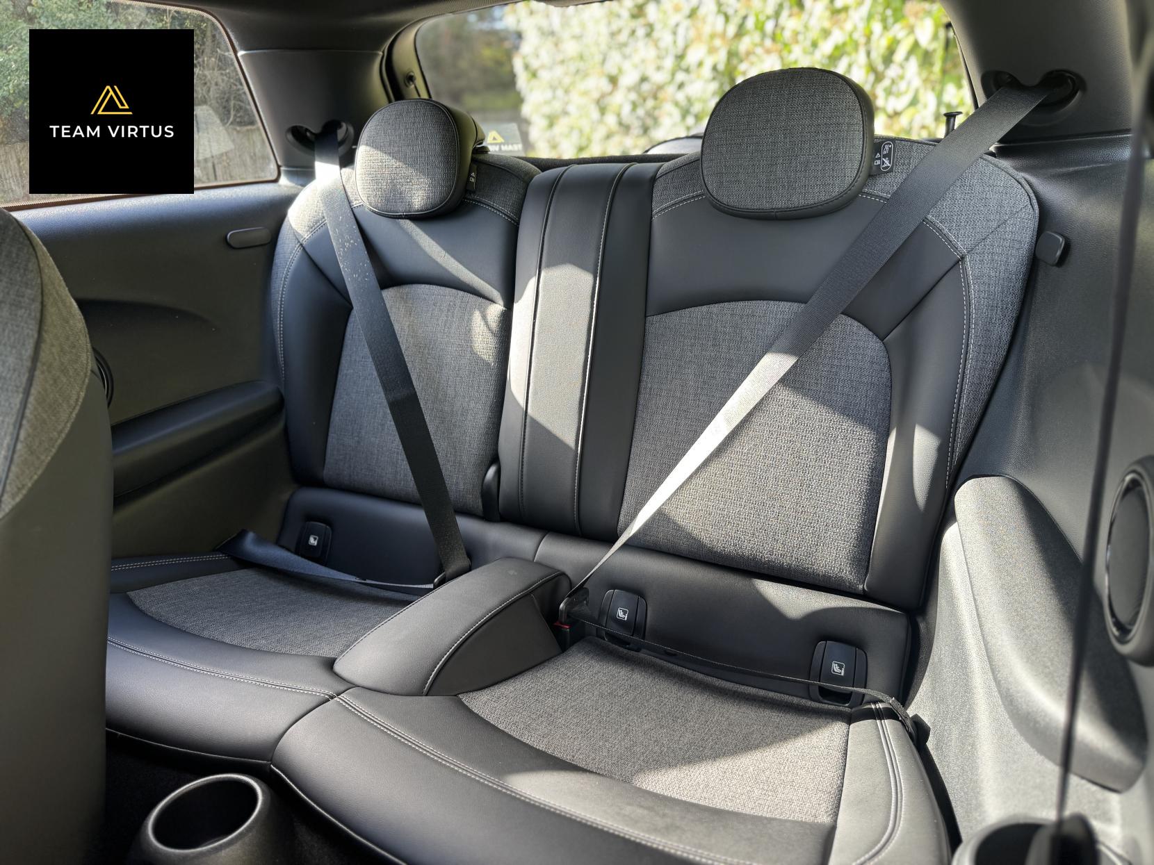 MINI Electric Hatch Cooper SE 32.6kWh Level 2 Hatchback 3dr Electric Auto (184 ps)