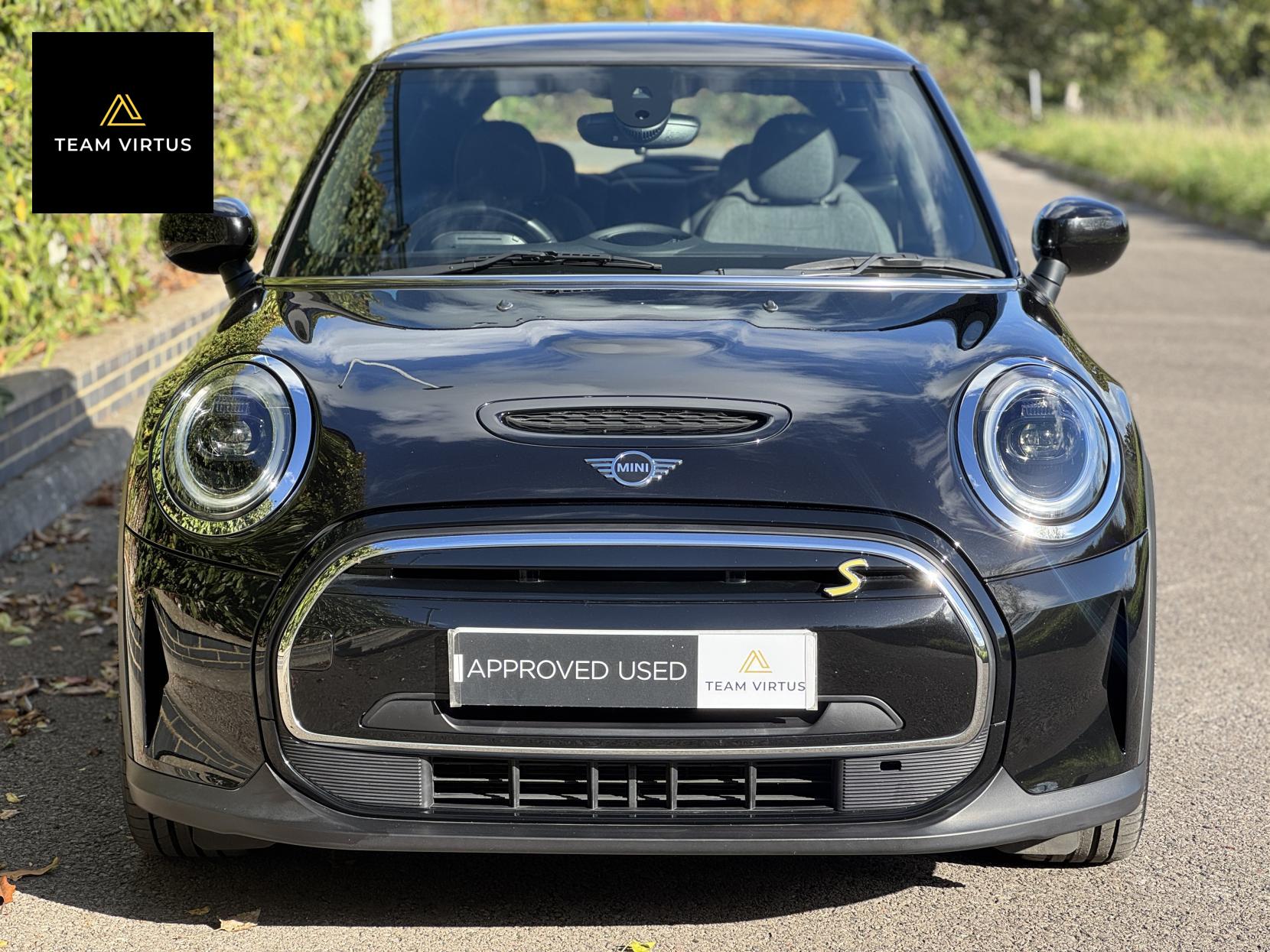 MINI Electric Hatch Cooper SE 32.6kWh Level 2 Hatchback 3dr Electric Auto (184 ps)