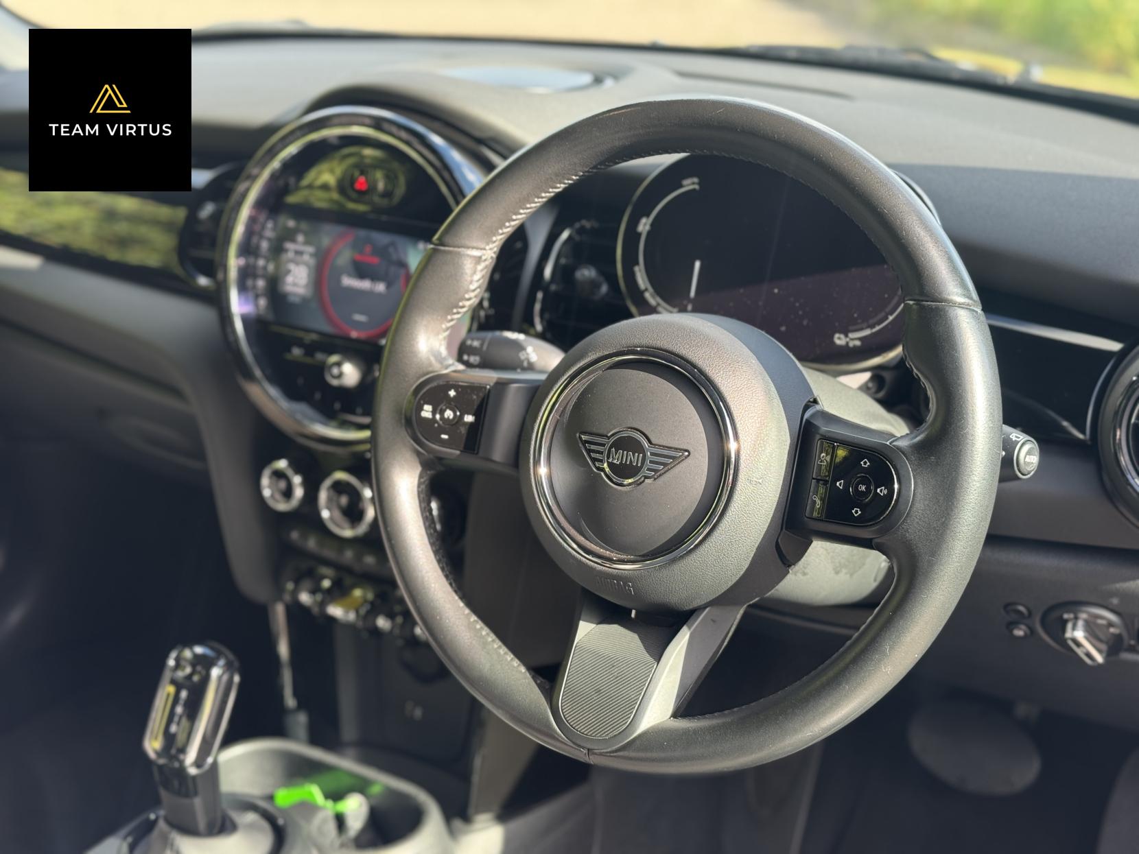 MINI Electric Hatch Cooper SE 32.6kWh Level 2 Hatchback 3dr Electric Auto (184 ps)