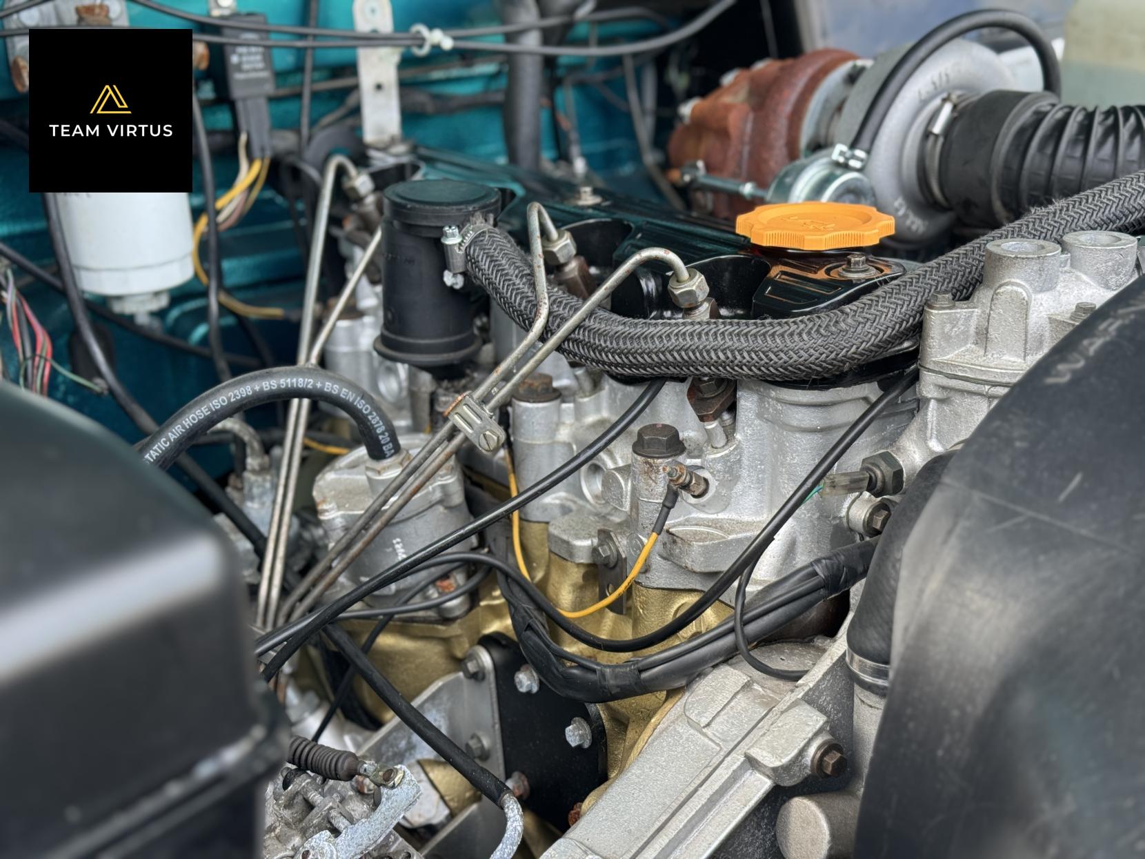 Land Rover Defender 90 SV 2.5 Convertible 90 SV