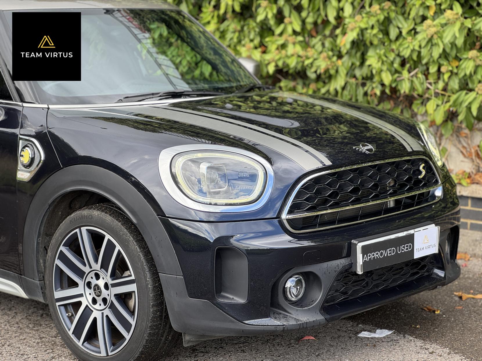 MINI Countryman 1.5 10kWh Cooper SE Exclusive SUV 5dr Petrol Plug-in Hybrid Auto ALL4 Euro 6 (s/s) (222 ps)