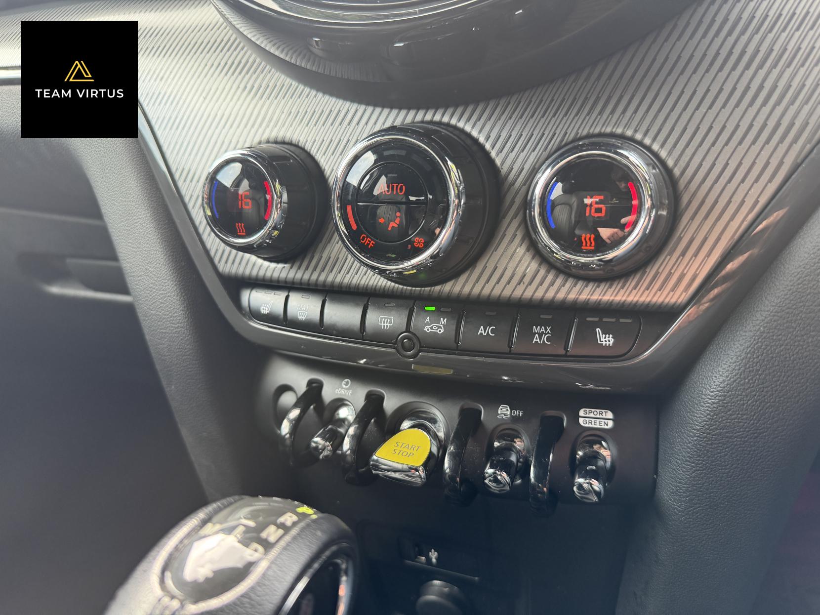 MINI Countryman 1.5 10kWh Cooper SE Exclusive SUV 5dr Petrol Plug-in Hybrid Auto ALL4 Euro 6 (s/s) (222 ps)