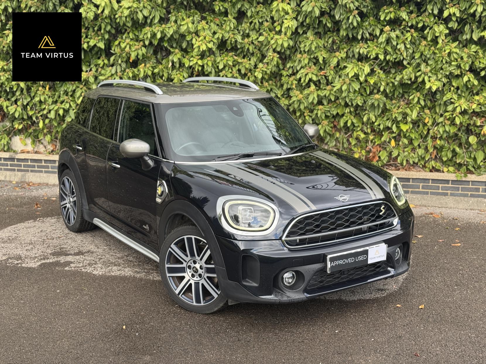 MINI Countryman 1.5 10kWh Cooper SE Exclusive SUV 5dr Petrol Plug-in Hybrid Auto ALL4 Euro 6 (s/s) (222 ps)