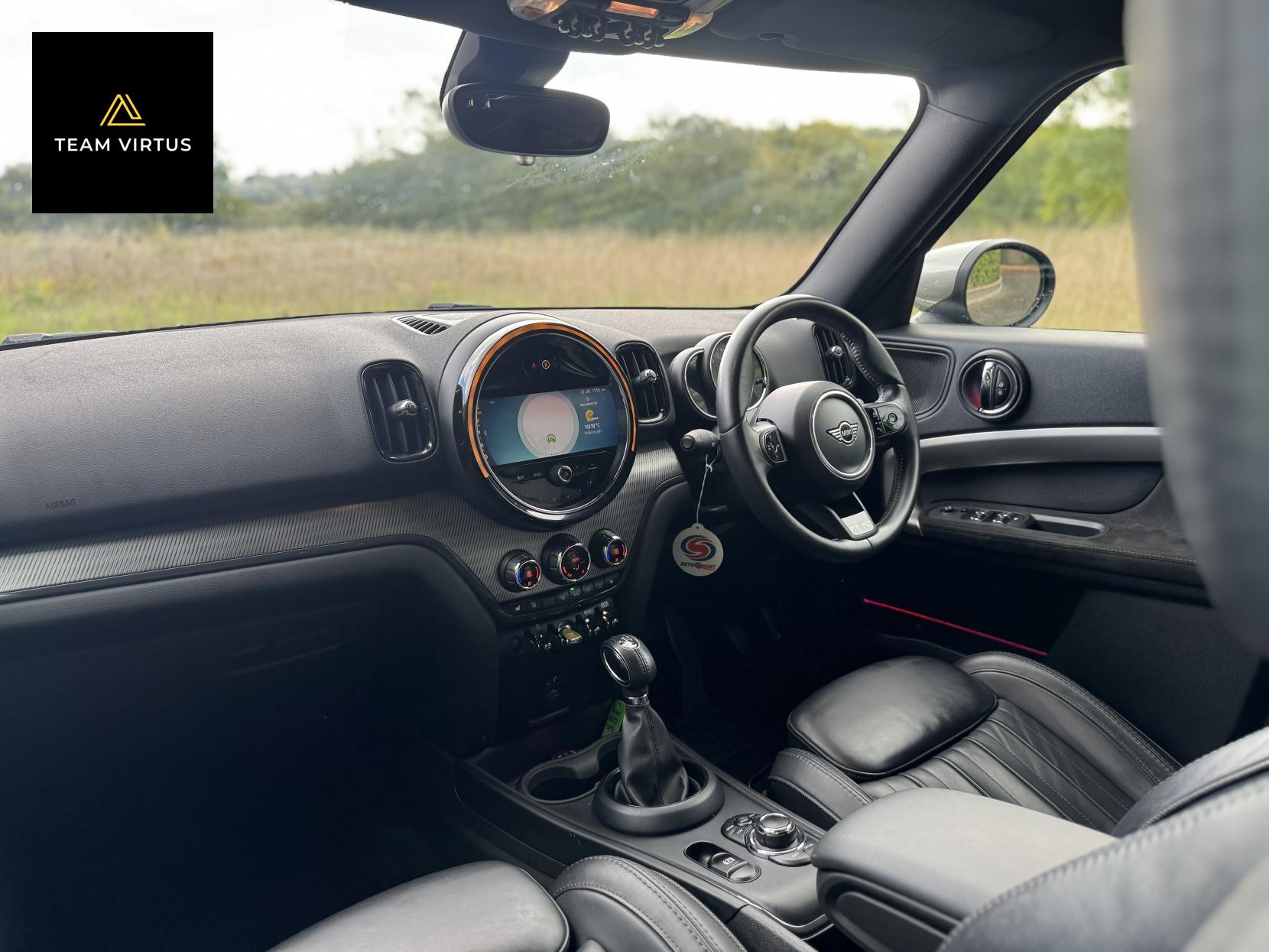 MINI Countryman 1.5 10kWh Cooper SE Exclusive SUV 5dr Petrol Plug-in Hybrid Auto ALL4 Euro 6 (s/s) (222 ps)