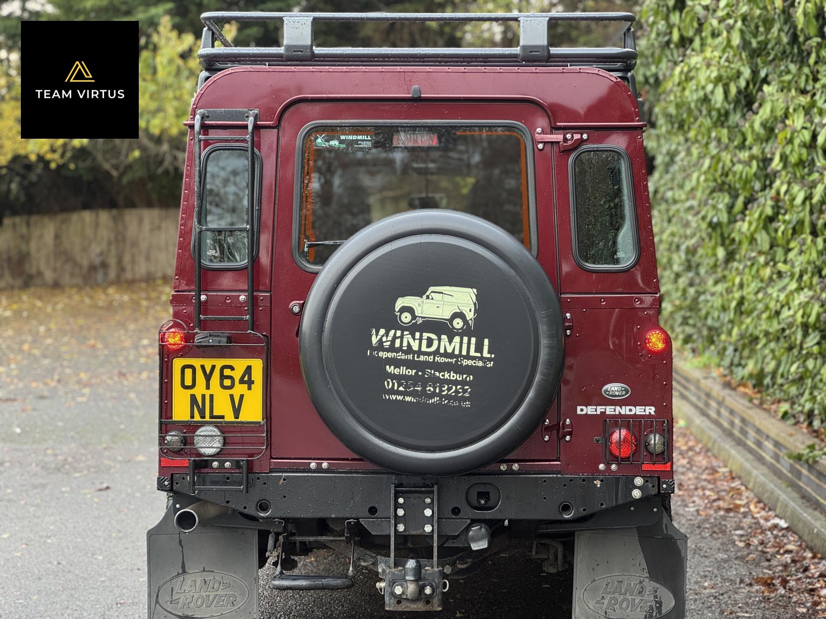 Land Rover Defender 110 2.2 TDCi XS Station Wagon Double Cab 5dr Diesel Manual 4WD MWB Euro 5 (122 ps)