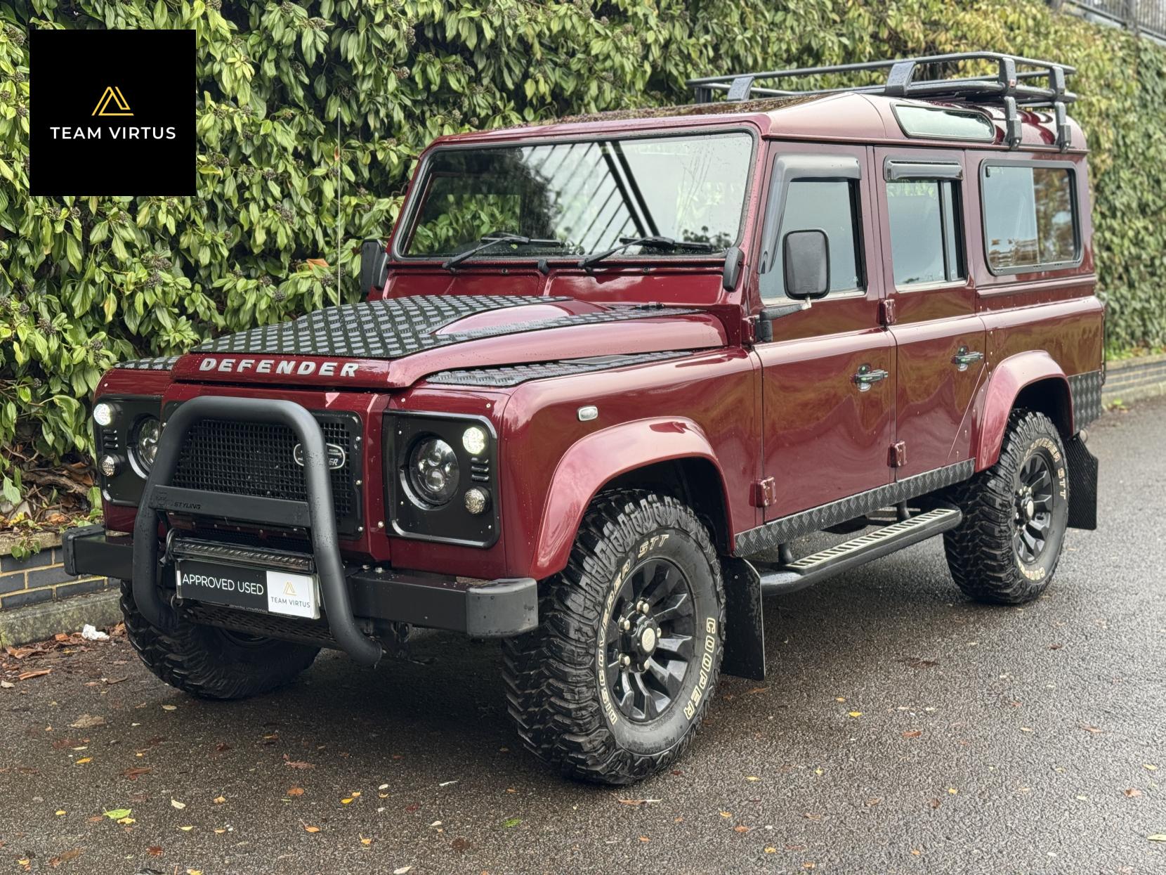Land Rover Defender 110 2.2 TDCi XS Station Wagon Double Cab 5dr Diesel Manual 4WD MWB Euro 5 (122 ps)