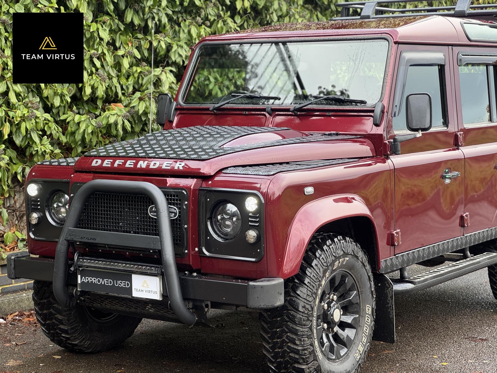 Land Rover Defender 110 2.2 TDCi XS Station Wagon Double Cab 5dr Diesel Manual 4WD MWB Euro 5 (122 ps)