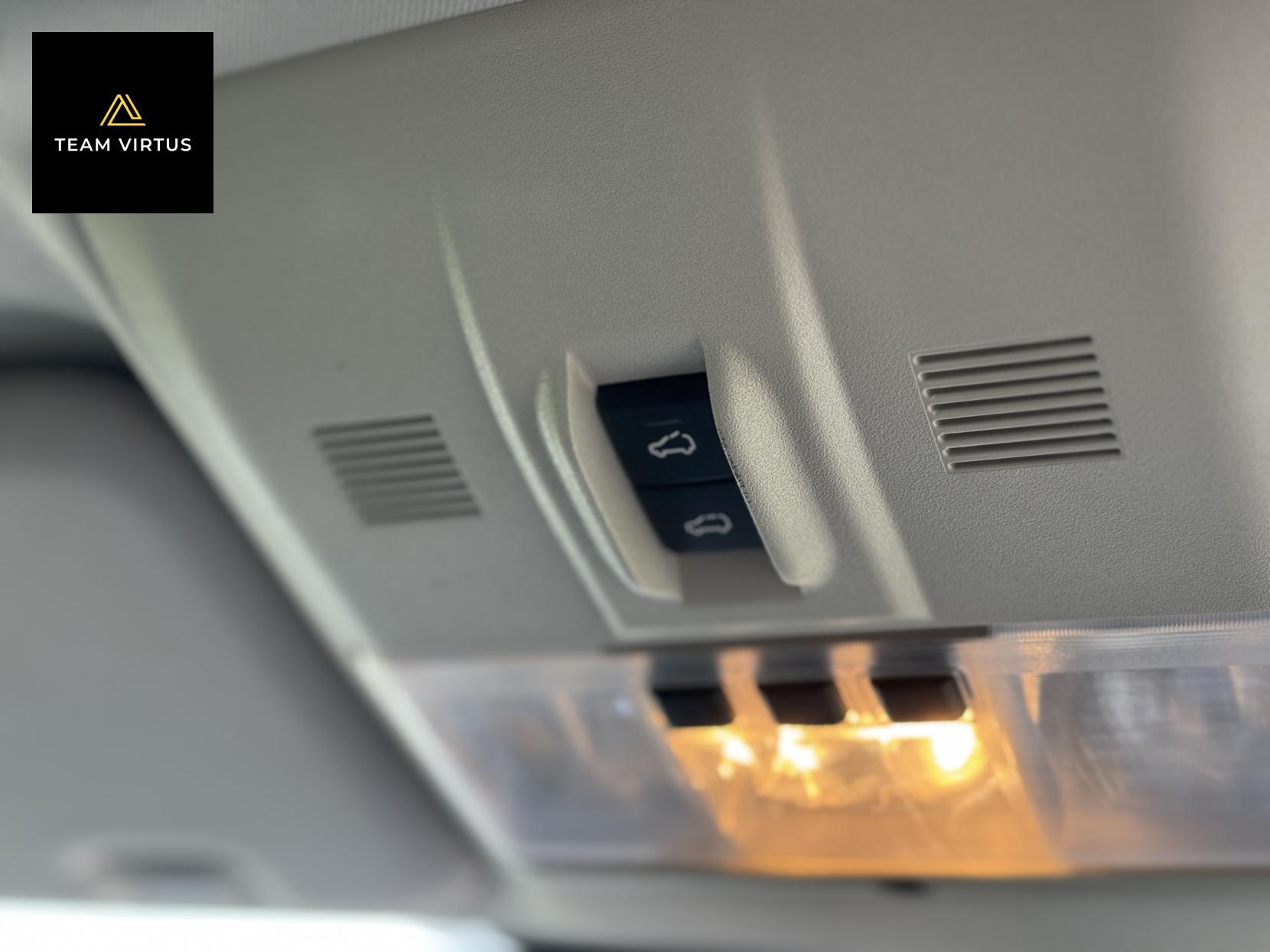 Land Rover Discovery 4 3.0 SD V6 HSE SUV 5dr Diesel Auto 4WD Euro 5 (s/s) (255 bhp)