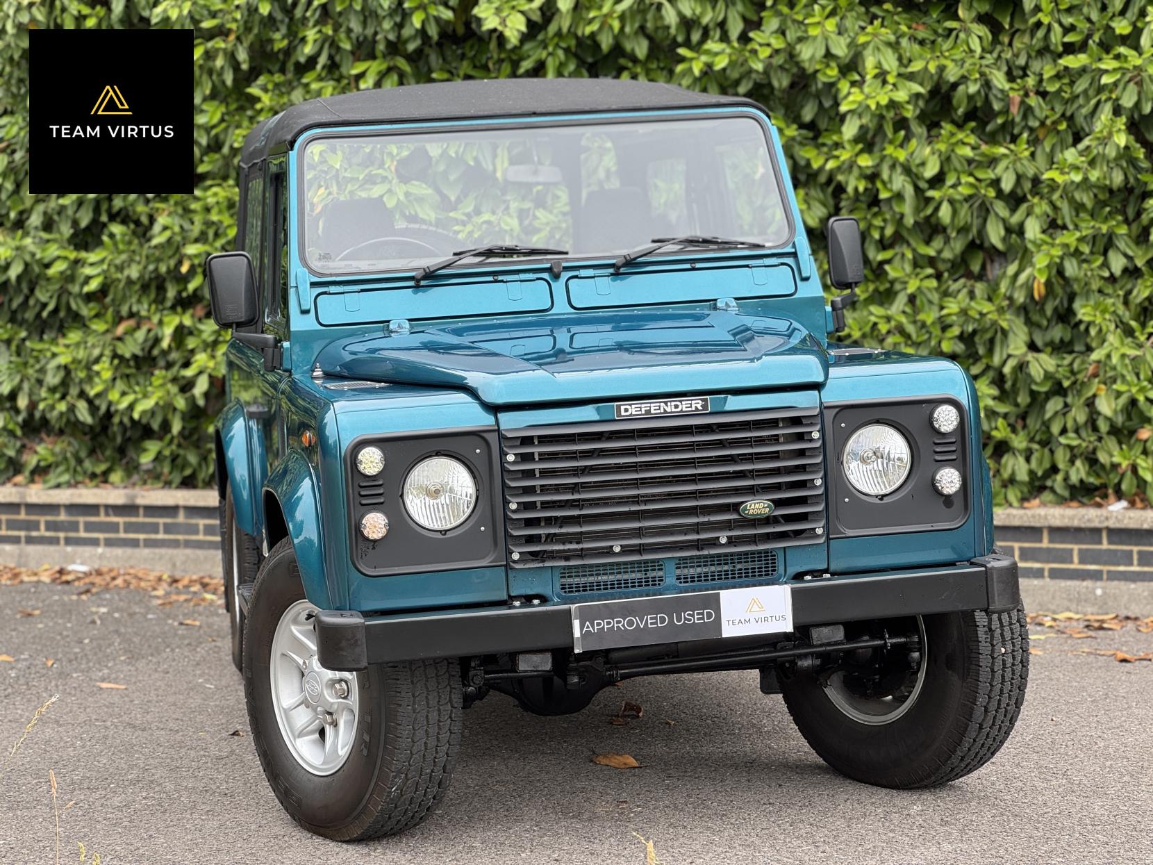 Land Rover Defender 90 2.5 TDi Hard Top SUV Diesel Manual SWB (111 bhp)